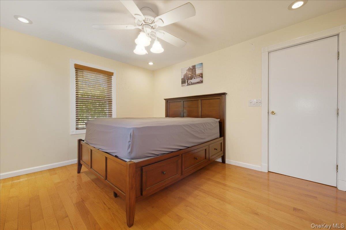 #16 photo, 88-37 249th Street, 皇后区 Bellerose , NY 11426