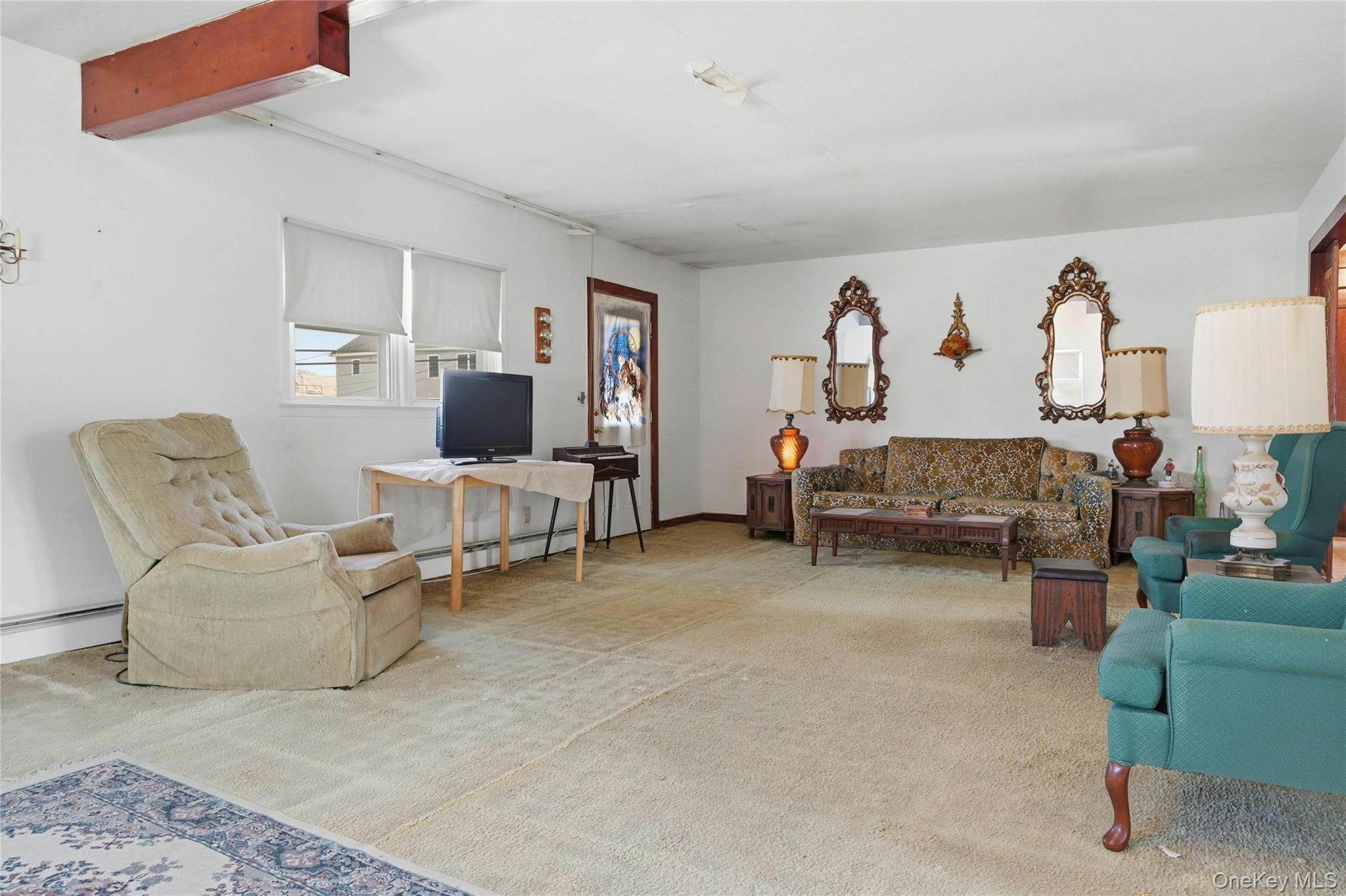 #11 photo, 71 Orchard Street, Lindenhurst , NY 11757