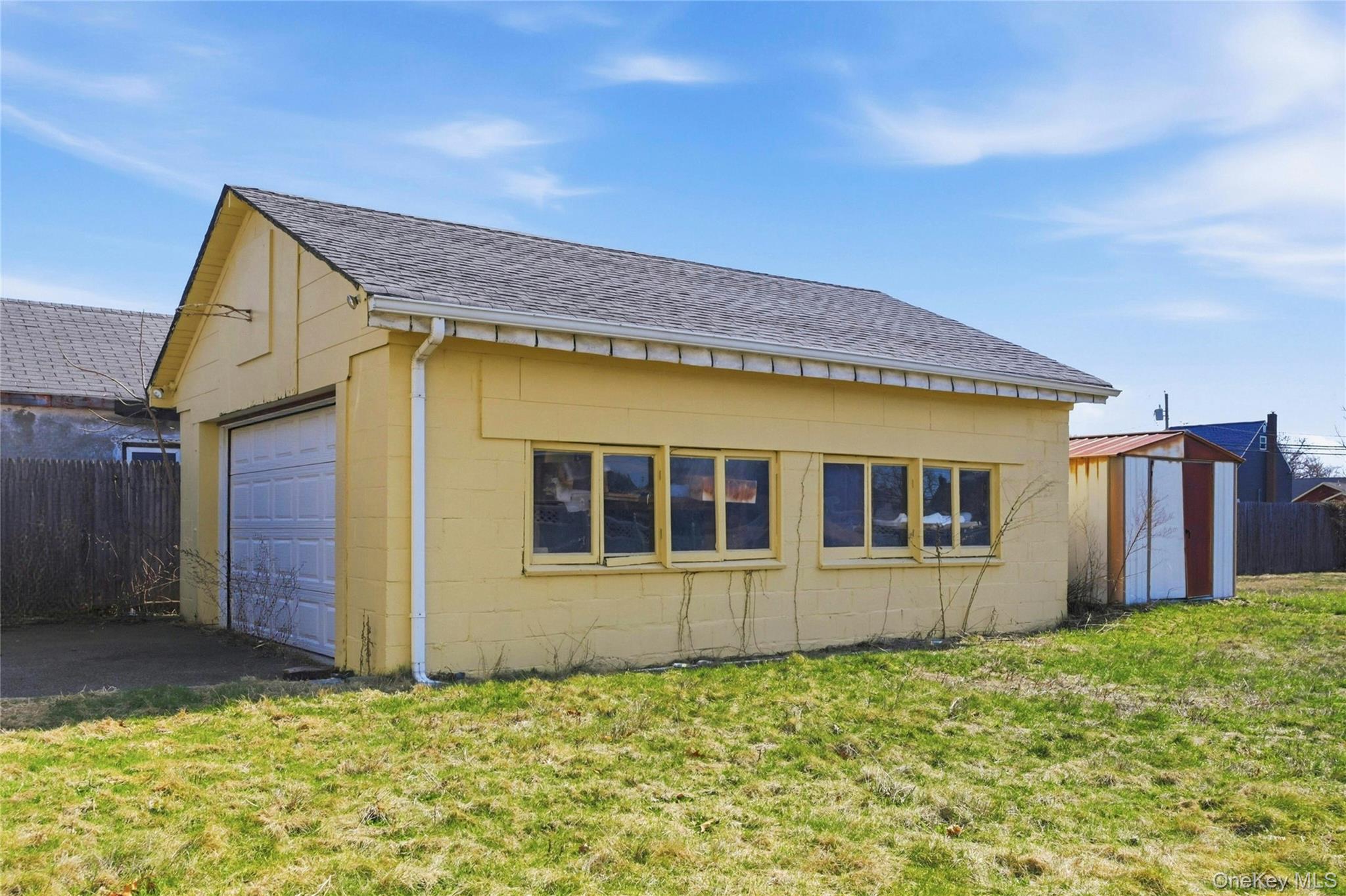 #8 photo, 71 Orchard Street, Lindenhurst , NY 11757