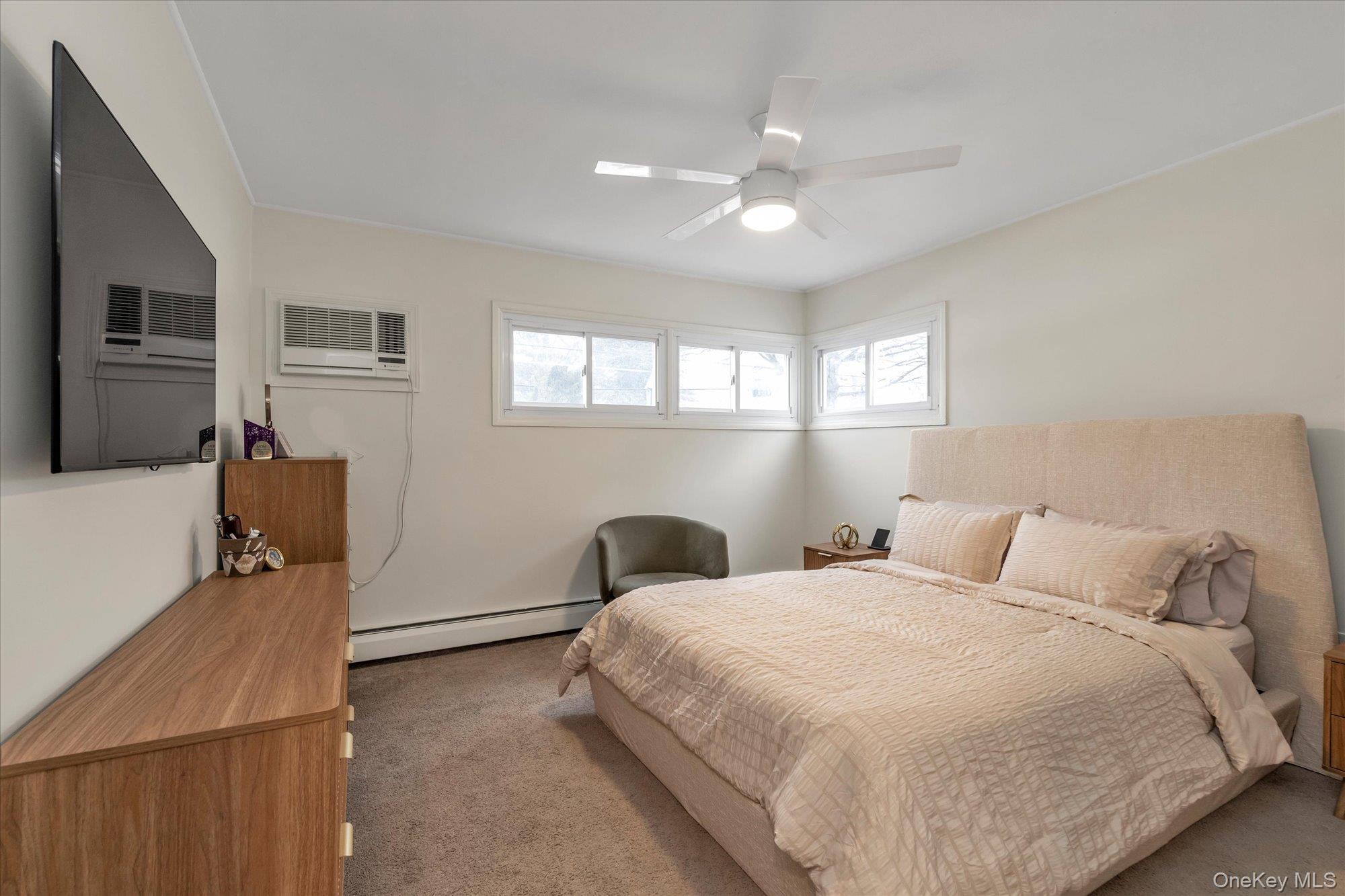 #10 photo, 49 Downhill Lane, Wantagh , NY 11793