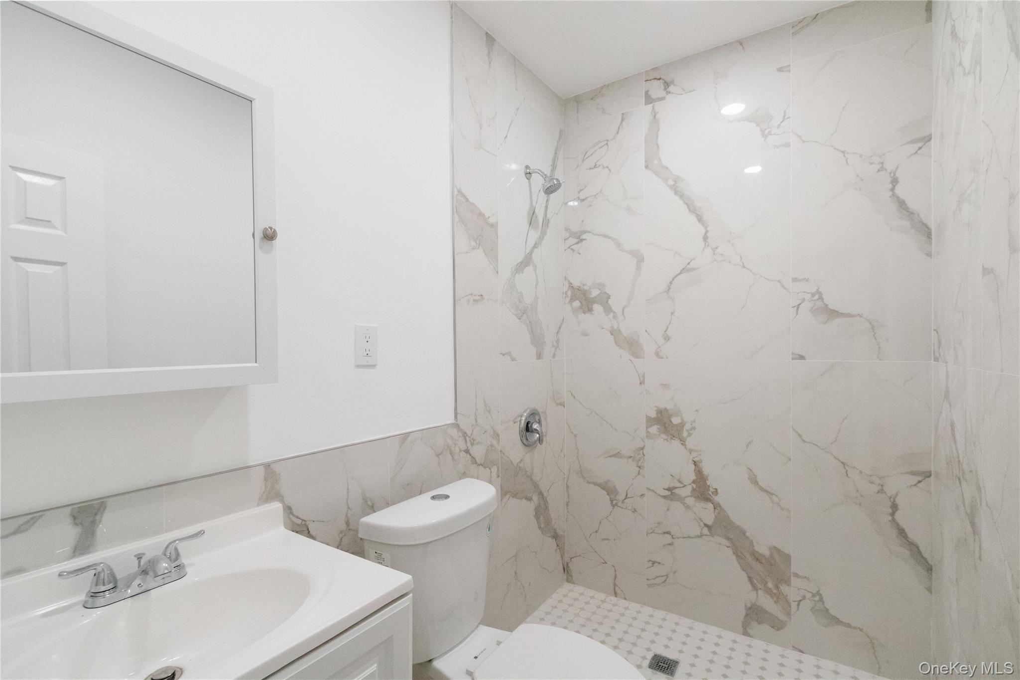 #6 photo, 21-29 Audrey Avenue, Oyster Bay , NY 11771