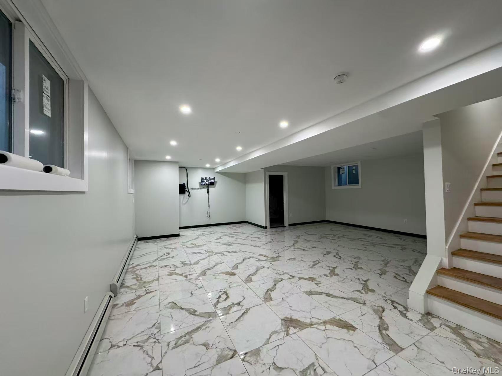 #18 photo, 6111 168th Street, Fresh Meadows , NY 11365