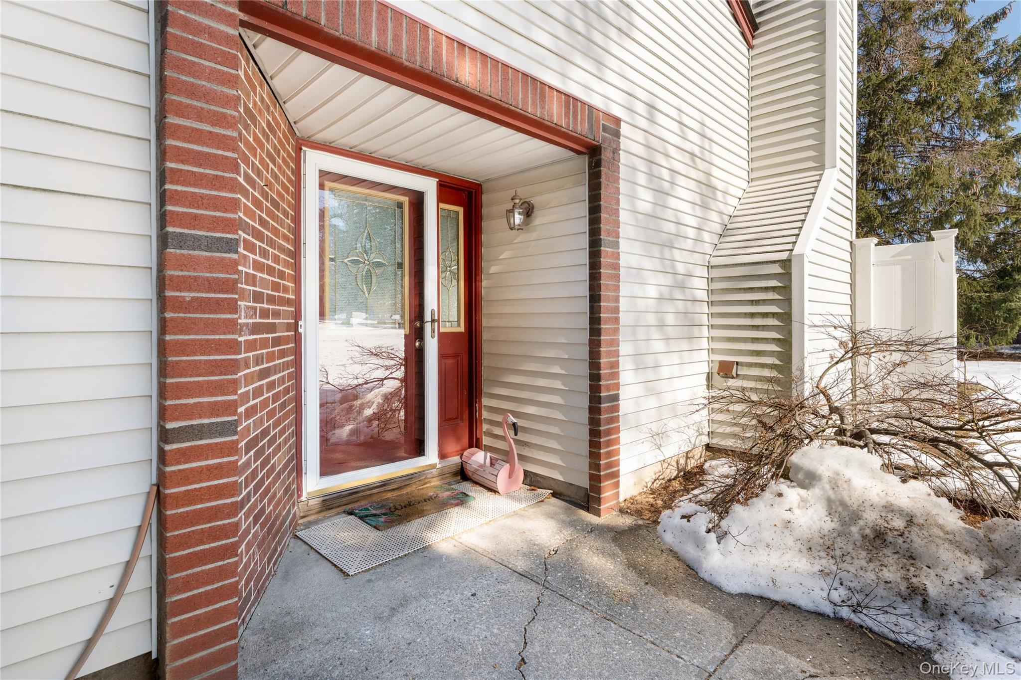 #3 photo, 6 Georgian Court, Coram , NY 11727