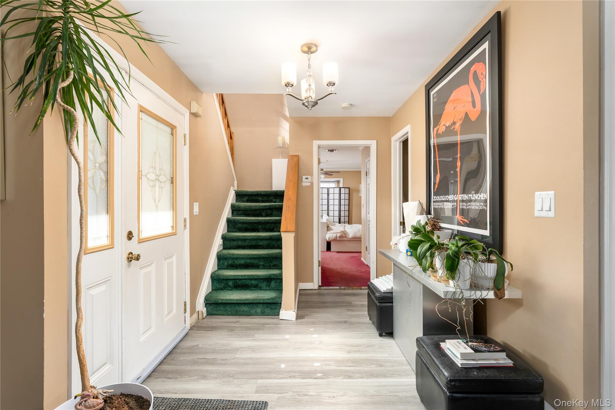 #4 photo, 6 Georgian Court, Coram , NY 11727