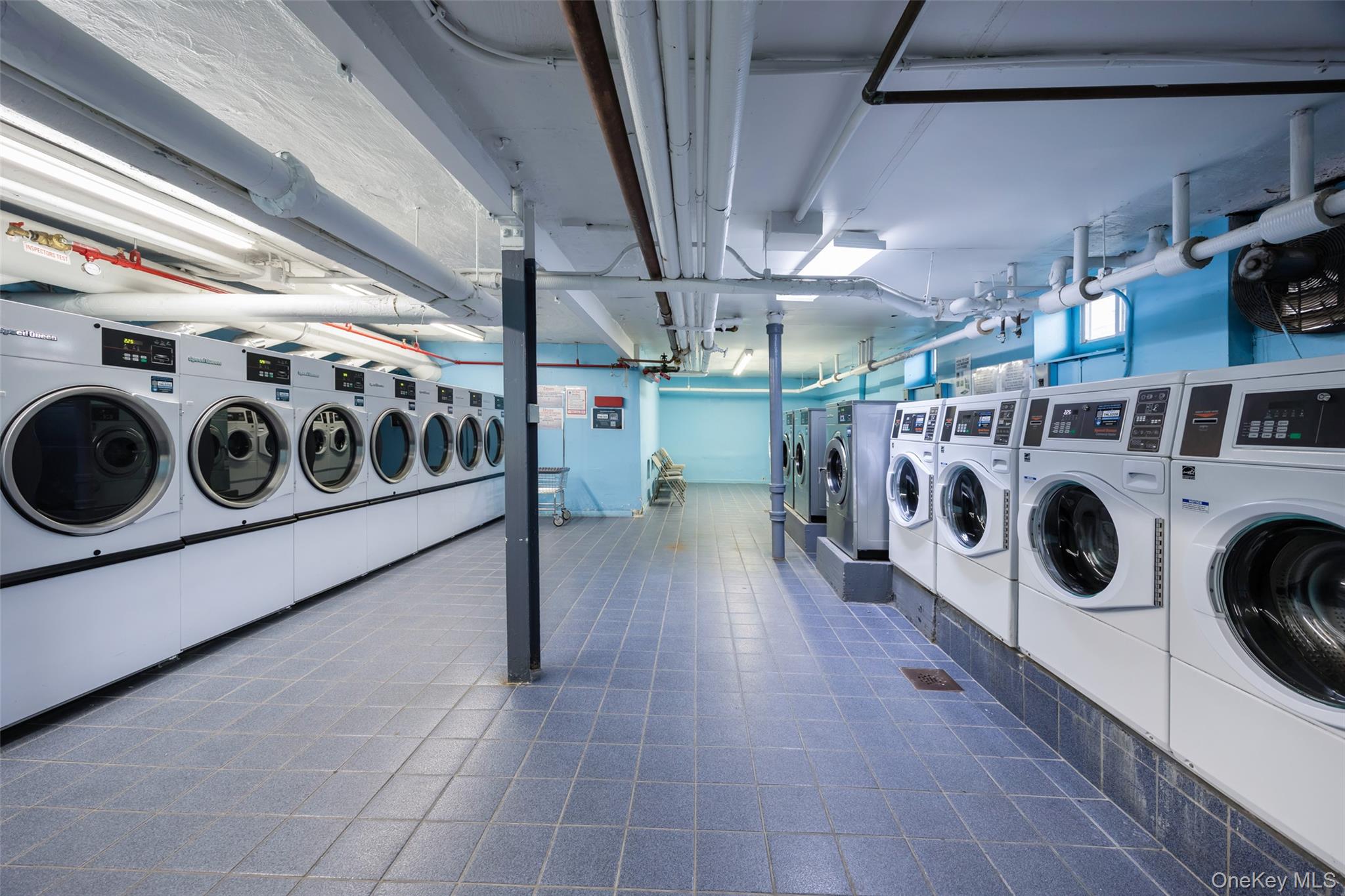 #10 photo, 69-12 140th Street, Kew Garden Hills , NY 11367