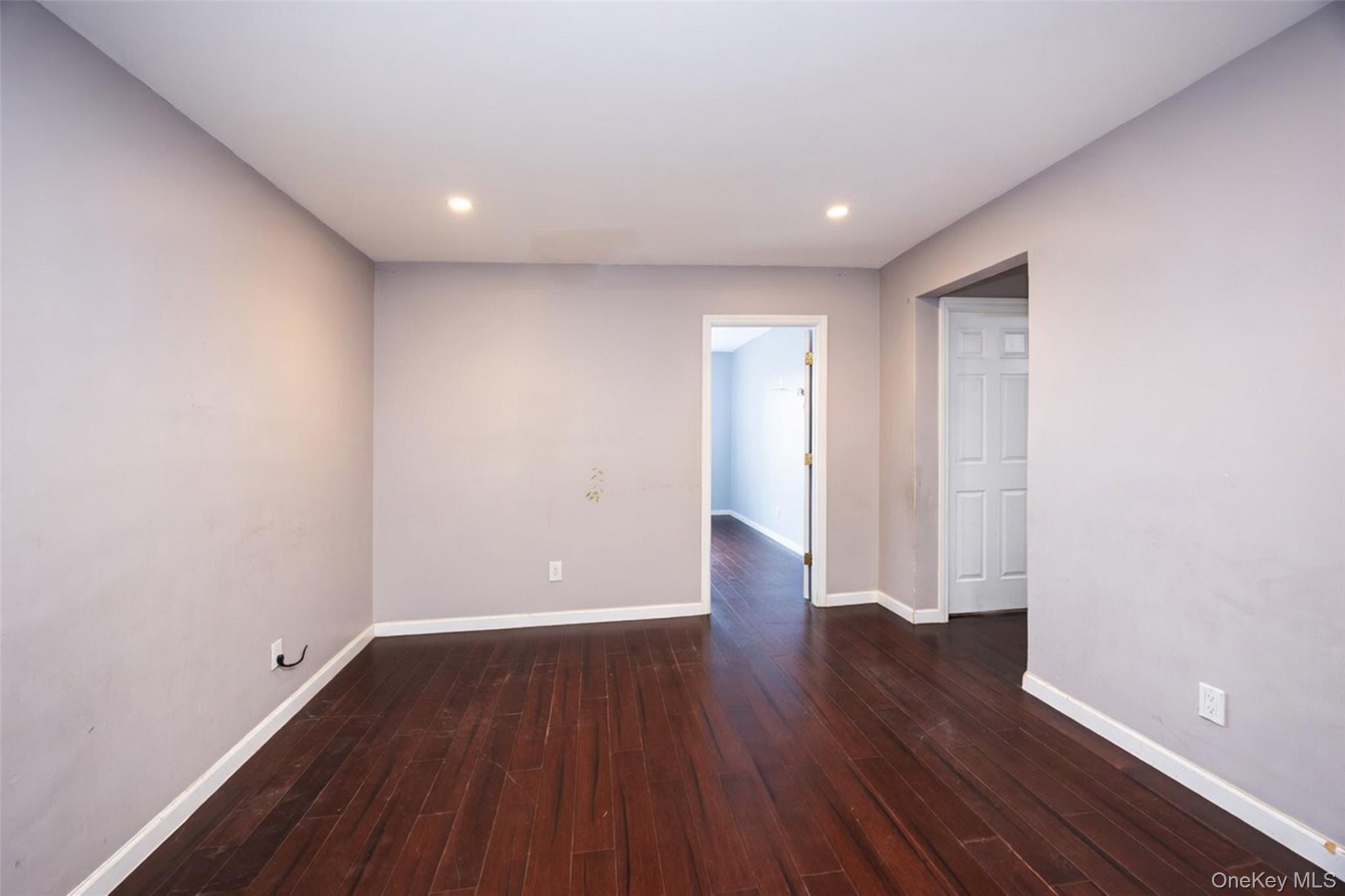 #6 photo, 69-12 140th Street, Kew Garden Hills , NY 11367