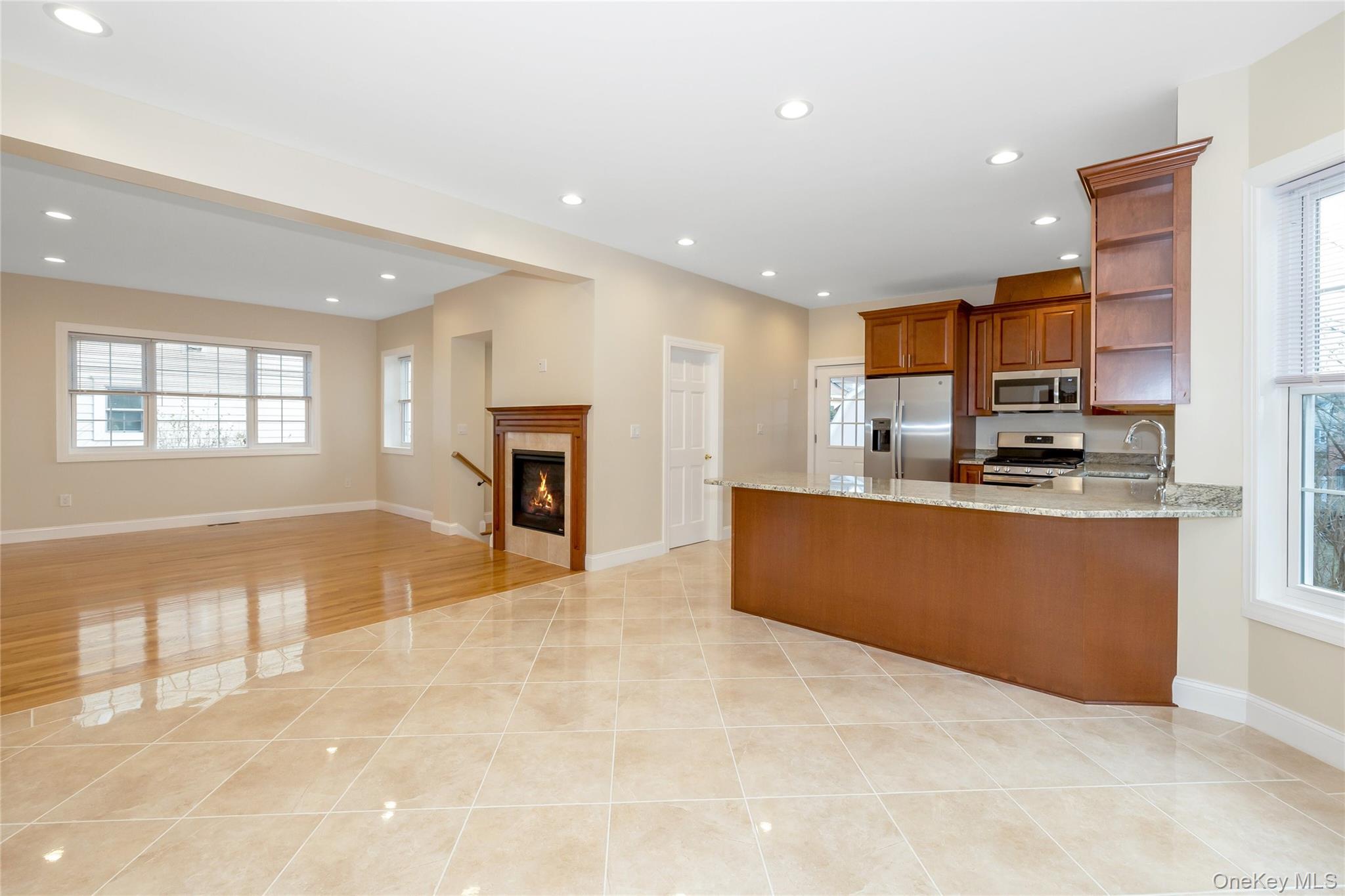 #11 photo, 16 Grand Boulevard, Scarsdale , NY 10583