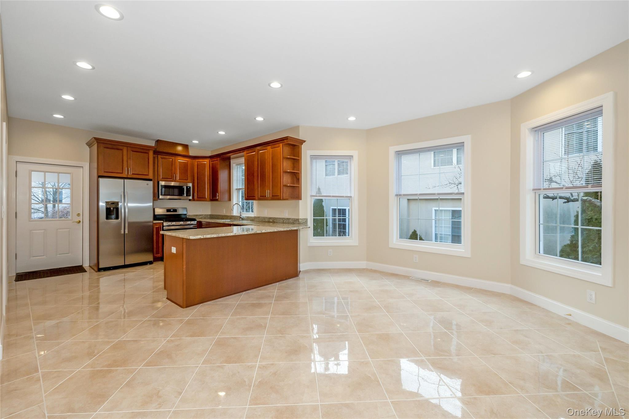 #9 photo, 16 Grand Boulevard, Scarsdale , NY 10583