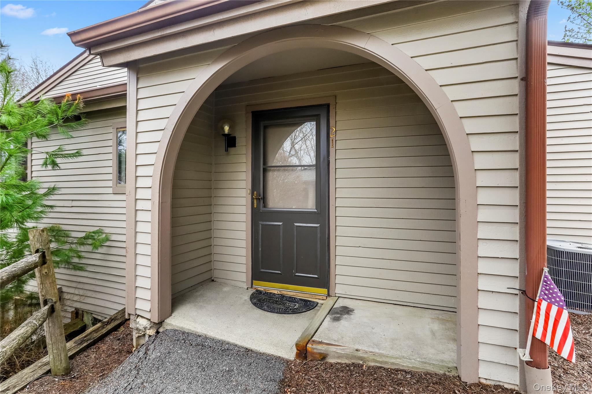 #4 photo, 21 Scenic View, Yorktown Heights , NY 10598