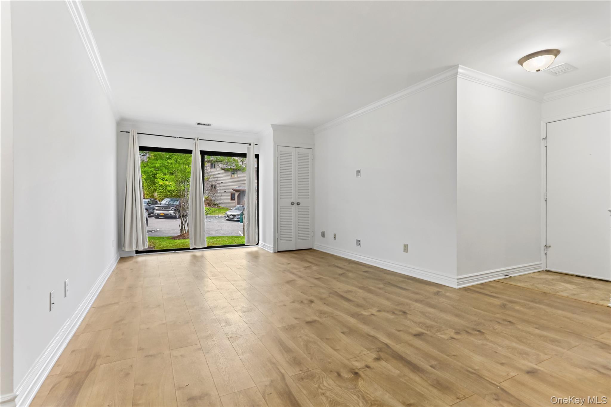 #5 photo, 21 Scenic View, Yorktown Heights , NY 10598