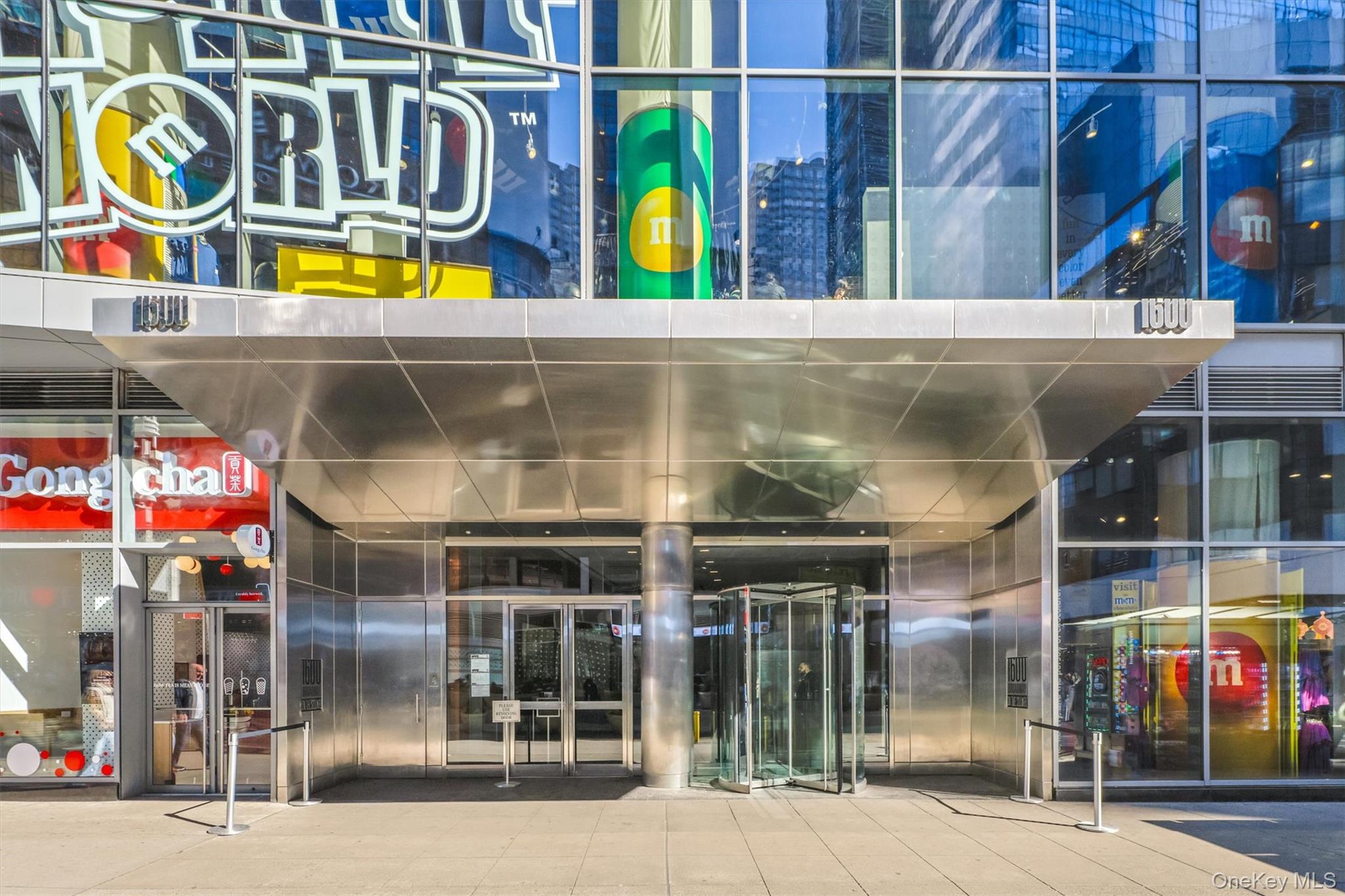 #1 photo, 1600 Broadway, 曼哈頓 New York (Manhattan) , NY 10019