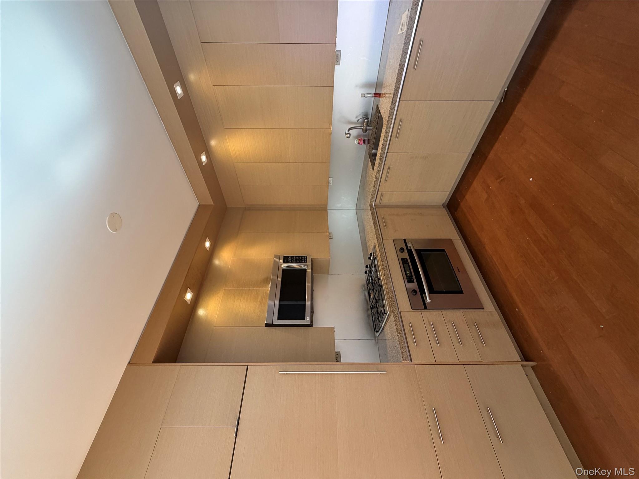 #11 photo, 1600 Broadway, 曼哈頓 New York (Manhattan) , NY 10019