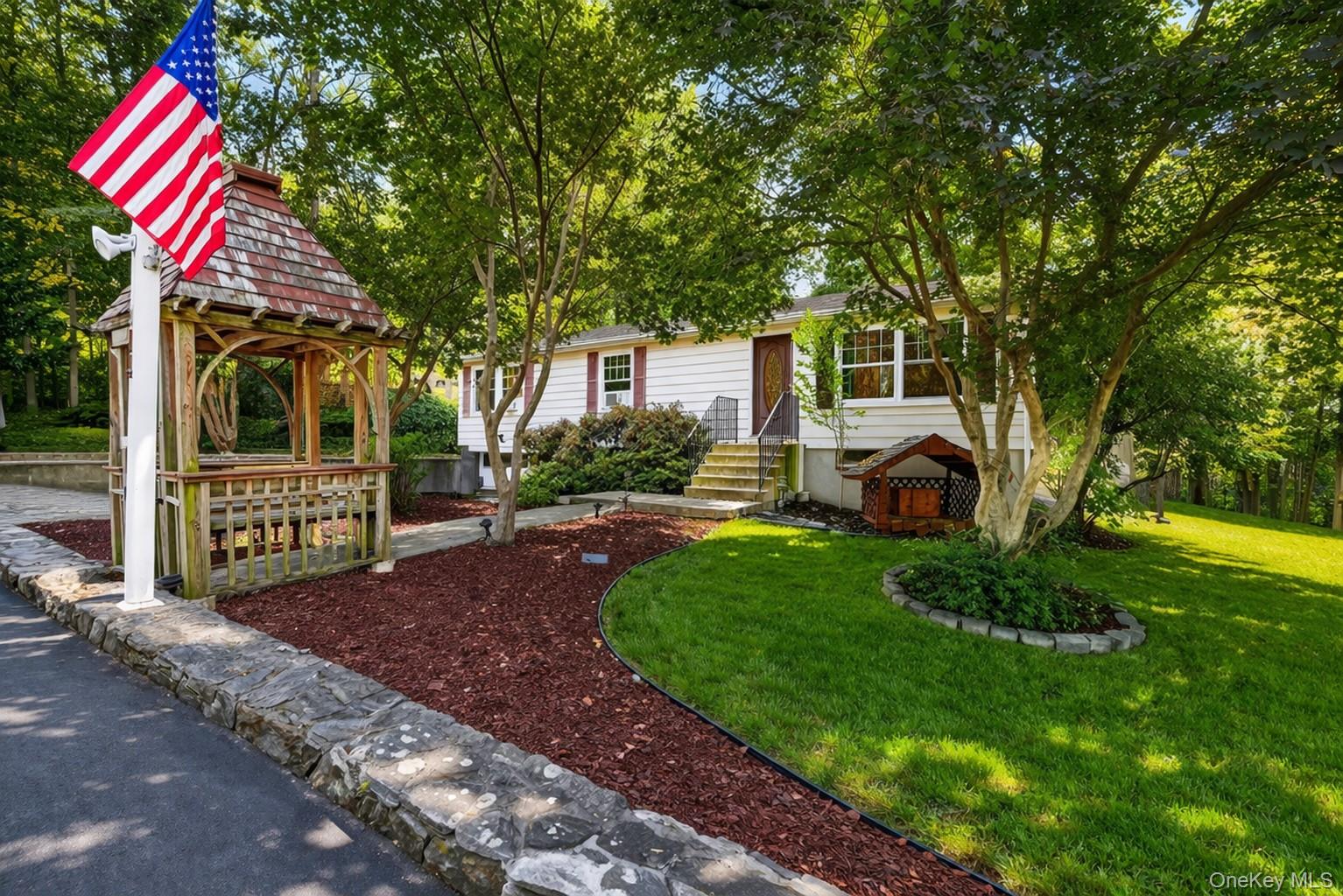 #2 photo, 114 Laurel Hill Road, Croton-on-Hudson , NY 10520