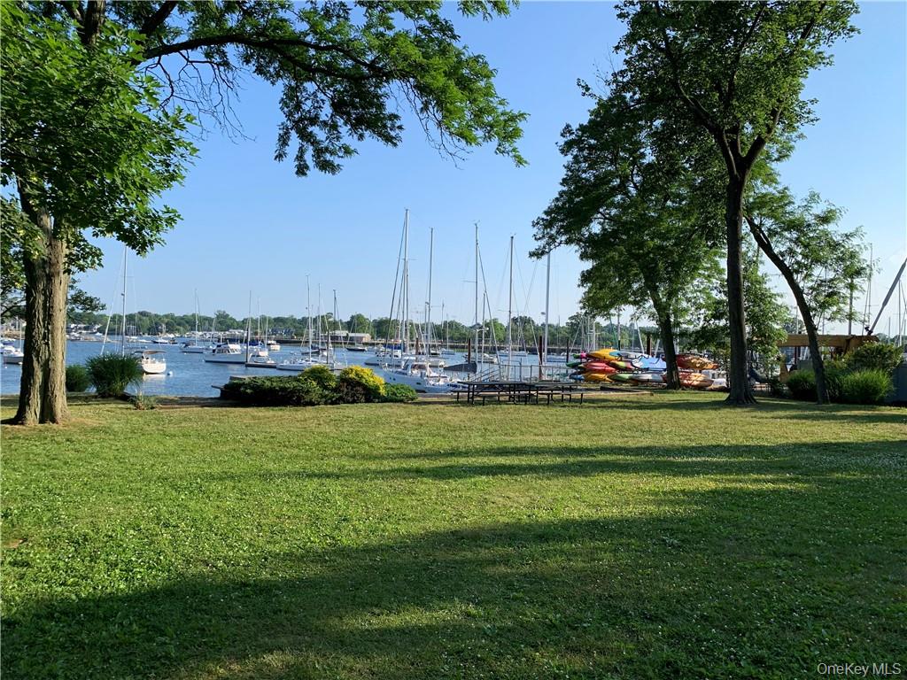 #2 photo, 225 S Barry Avenue, 纽约州 Mamaroneck , NY 10543