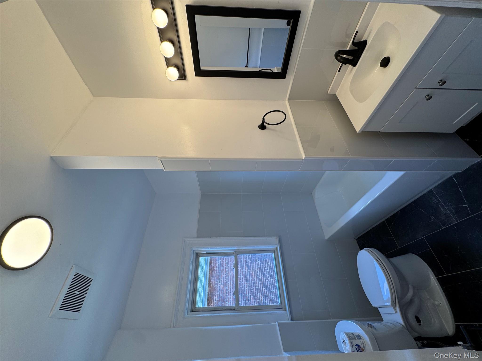 #10 photo, 578 E 3rd Street, Mount Vernon , NY 10553