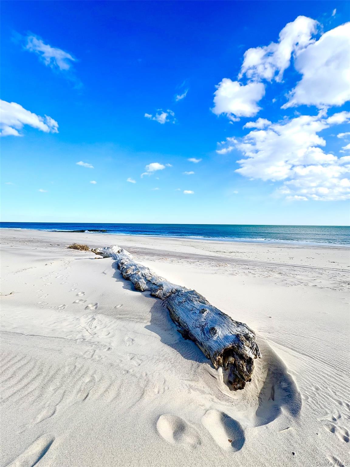 #1 photo, 253 Dune, Westhampton Beach , NY 11978