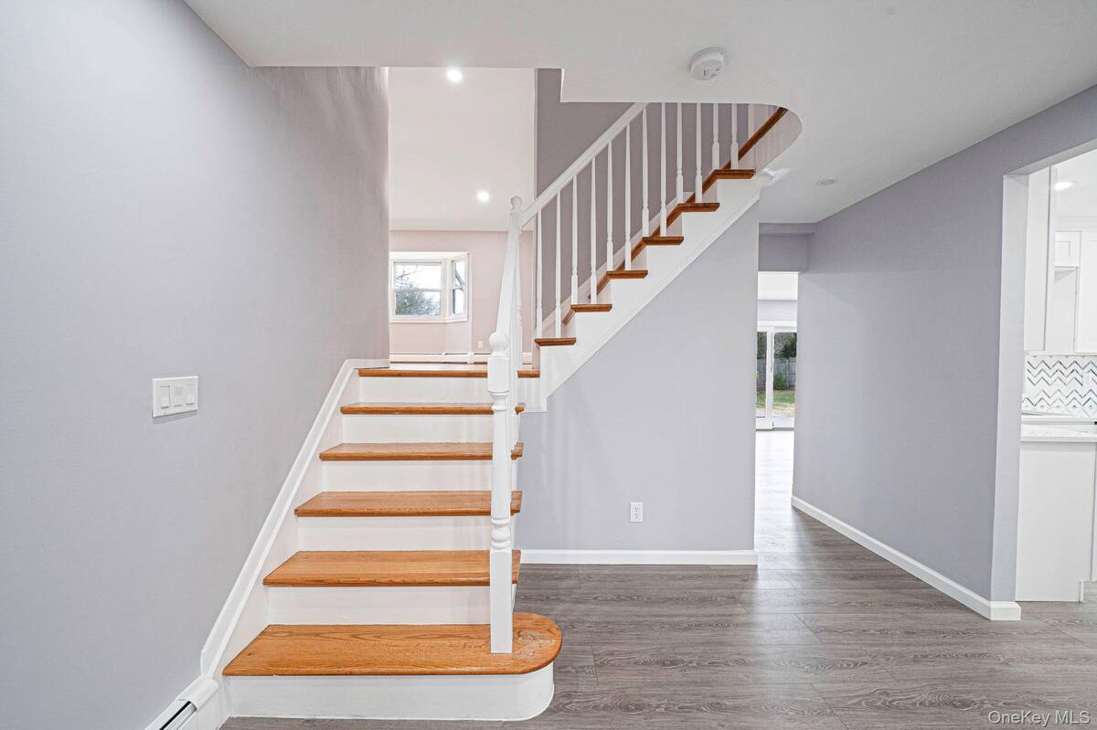 #16 photo, 1 Yardley Lane, Саффолк ‖ Nesconset , NY 11767