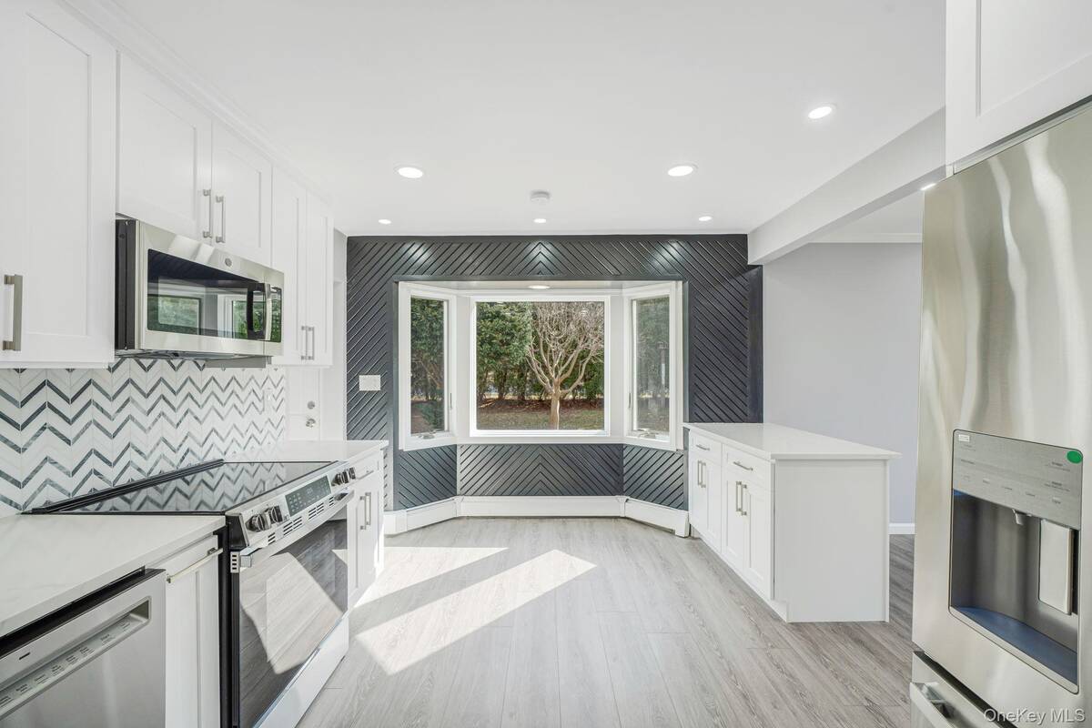 #2 photo, 1 Yardley Lane, Саффолк ‖ Nesconset , NY 11767