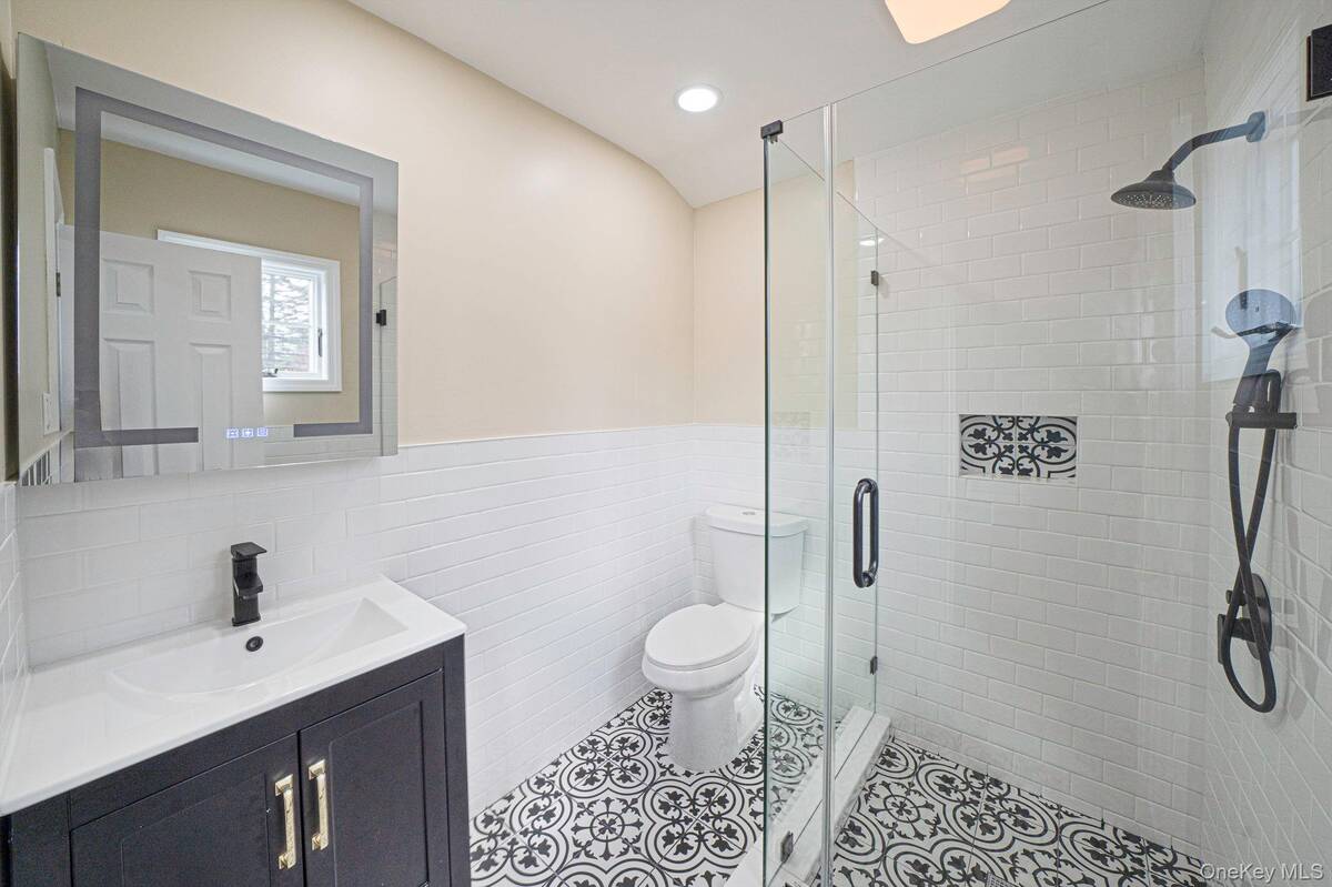 #24 photo, 1 Yardley Lane, Саффолк ‖ Nesconset , NY 11767