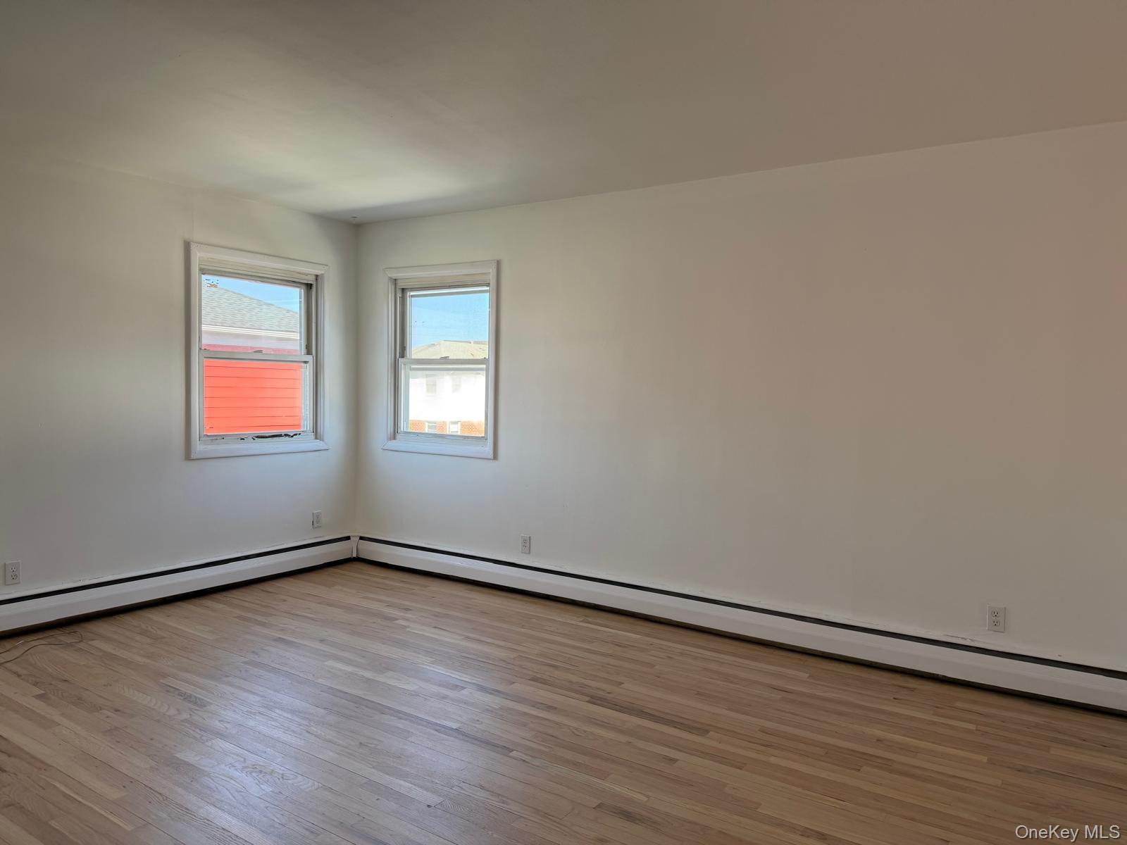 #6 photo, 1 Munro Blvd Boulevard, Valley Stream , NY 11581