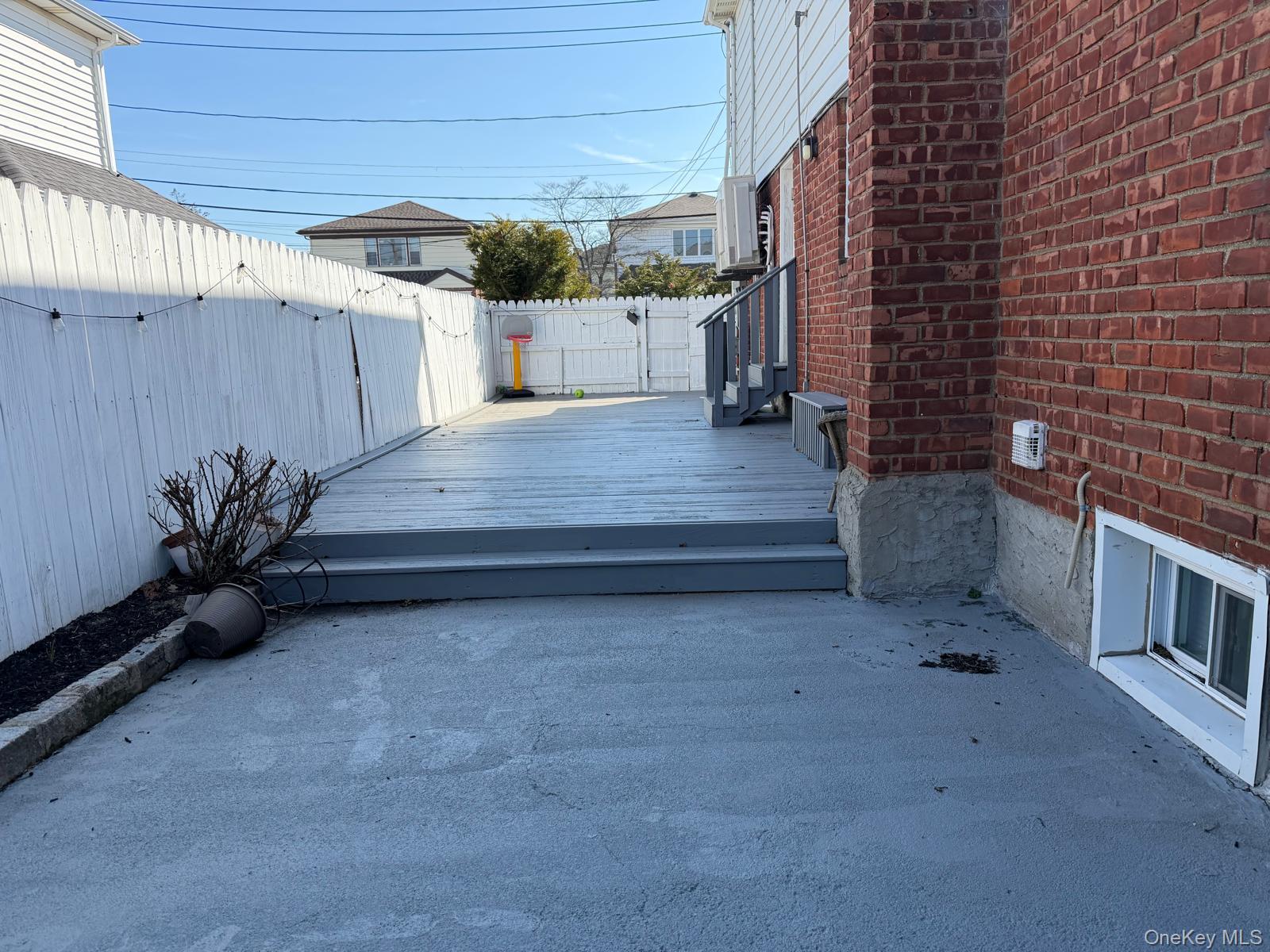 #8 photo, 1 Munro Blvd Boulevard, Valley Stream , NY 11581