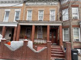 213 Autumn Avenue 布鲁克林 East New York, NY