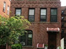 315 East 94th Street 房源照片 1