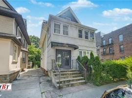 945 East 15th Street 房源照片 1