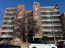 2035 East 7th Street #3J 房源照片 1