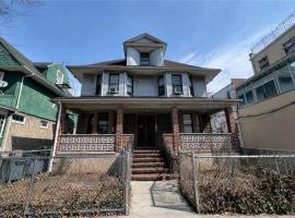351 East 16th Street 房源照片 1