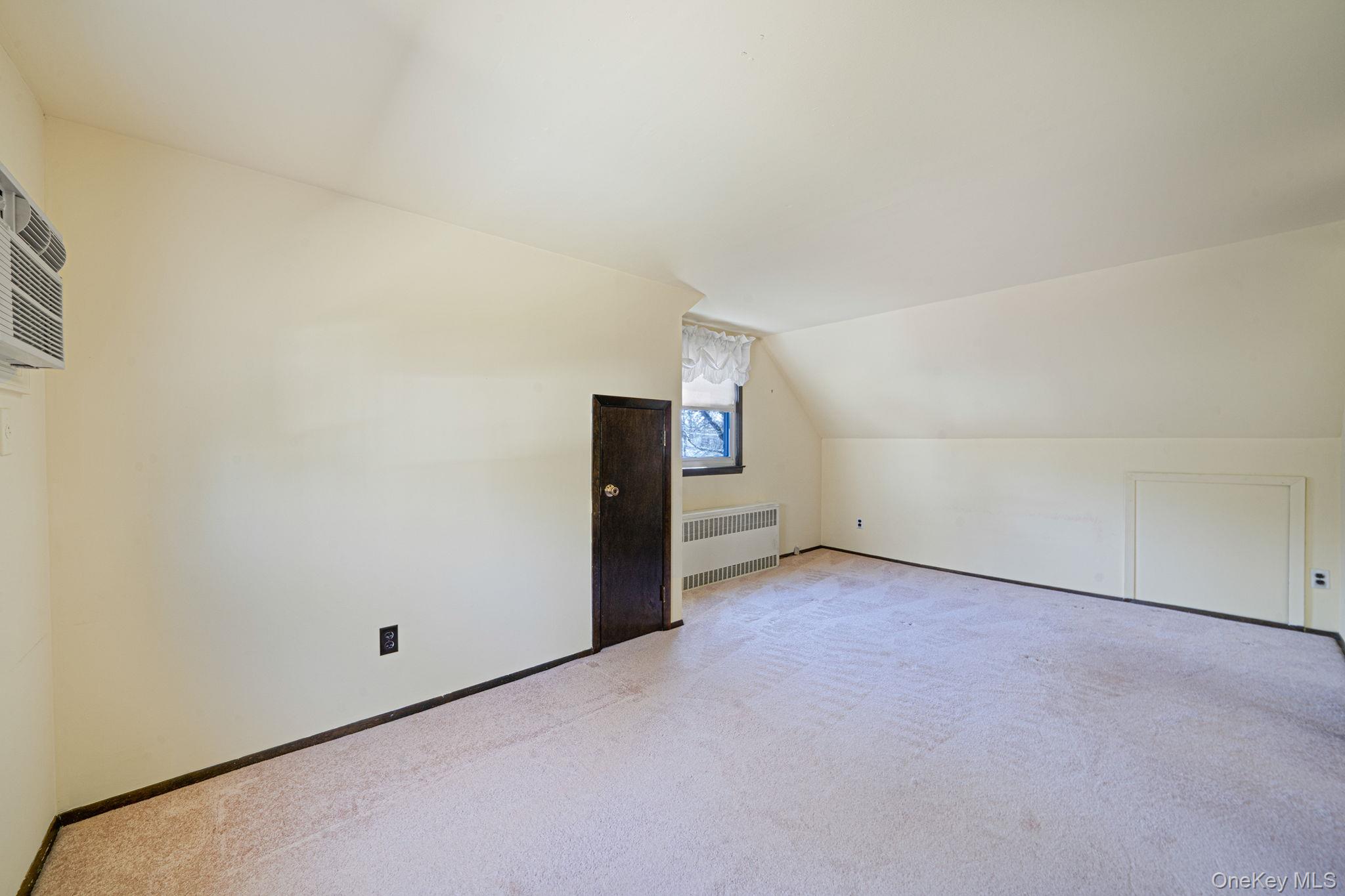 #17 photo, 95 Horton Drive, Huntington Station , NY 11746