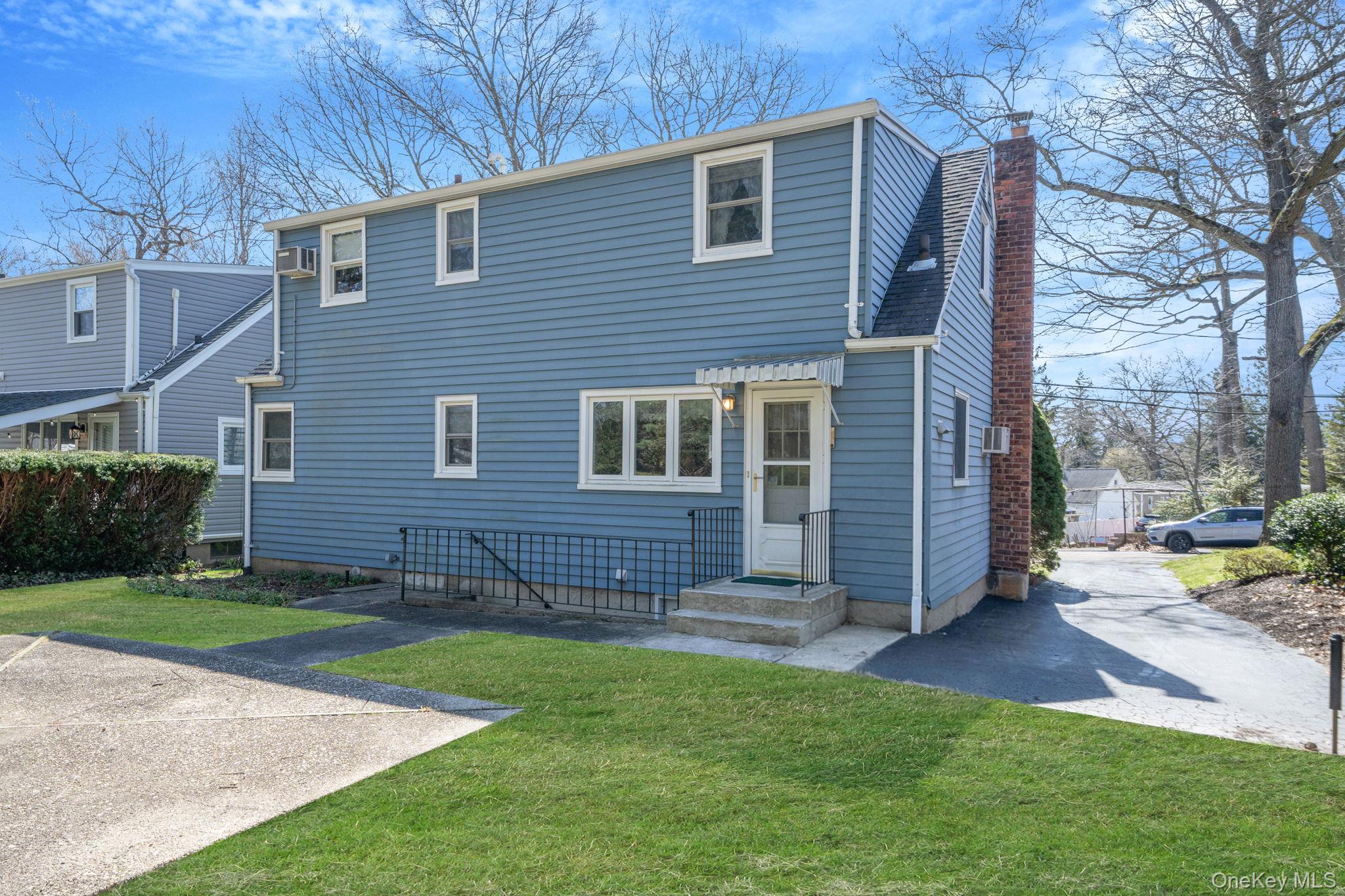 #18 photo, 95 Horton Drive, Huntington Station , NY 11746