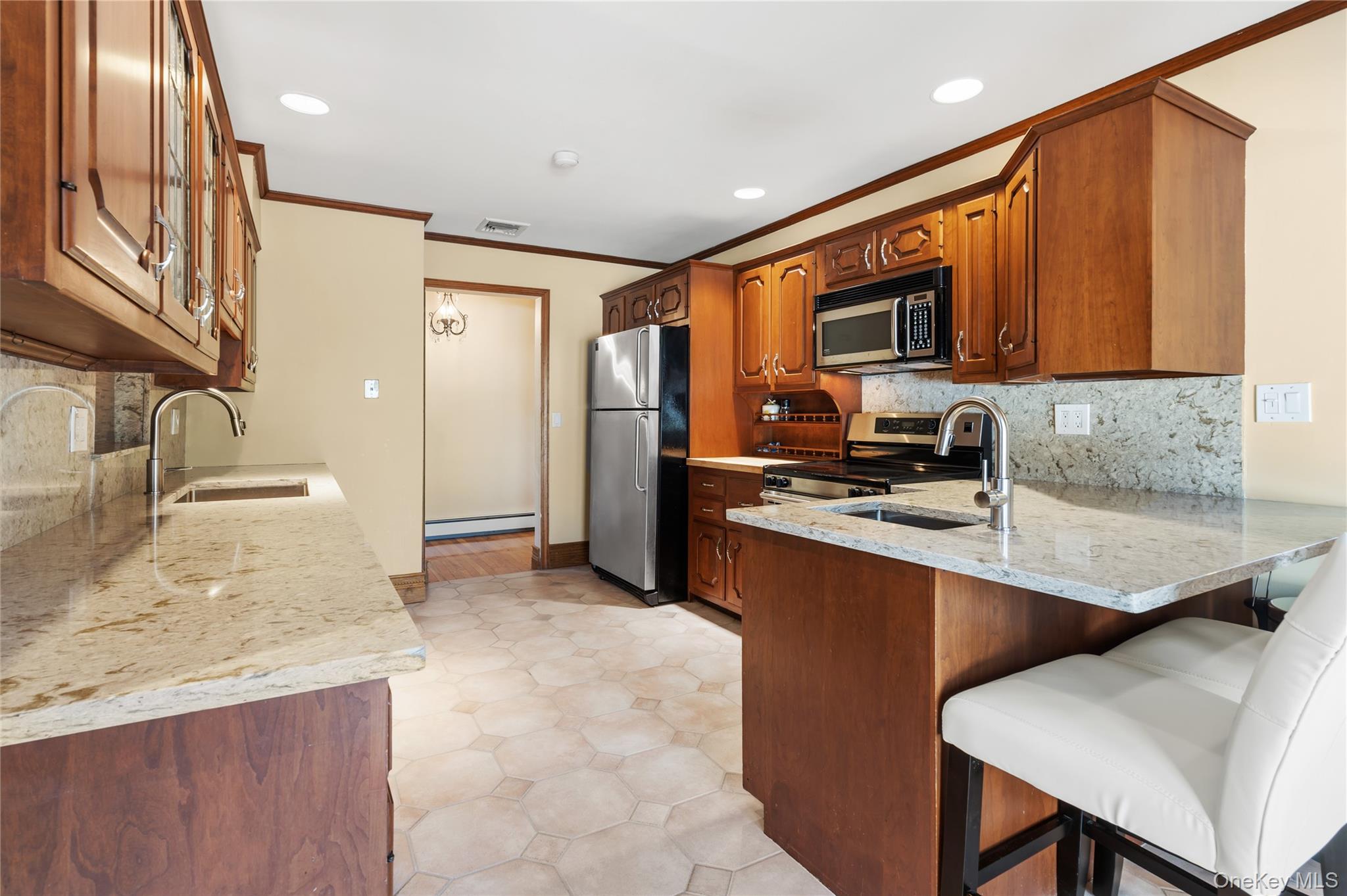 #14 photo, 6 Edcris Lane, Саффолк ‖ Huntington , NY 11743