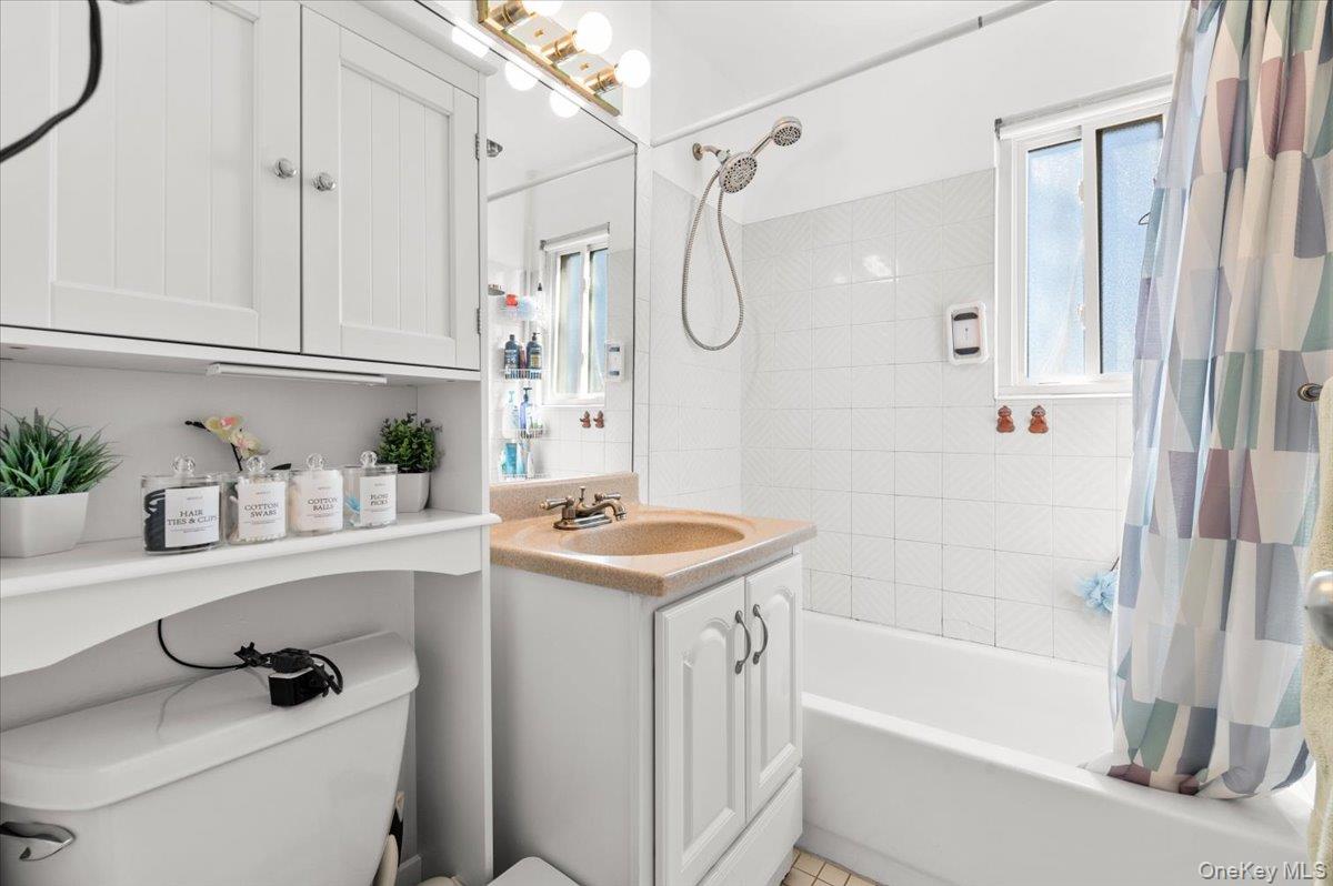 #11 photo, 11 Edmunton Dr, サフォーク郡 North Babylon , NY 11703