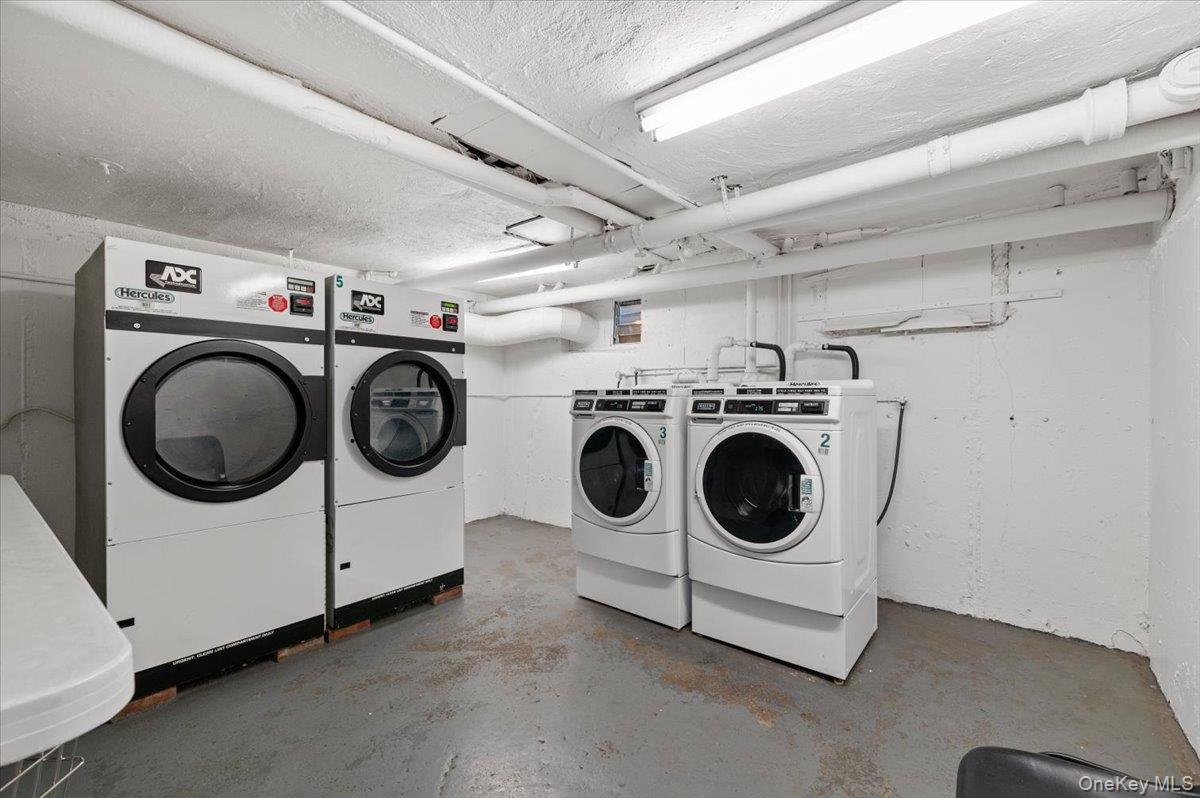 #12 photo, 11 Edmunton Dr, サフォーク郡 North Babylon , NY 11703