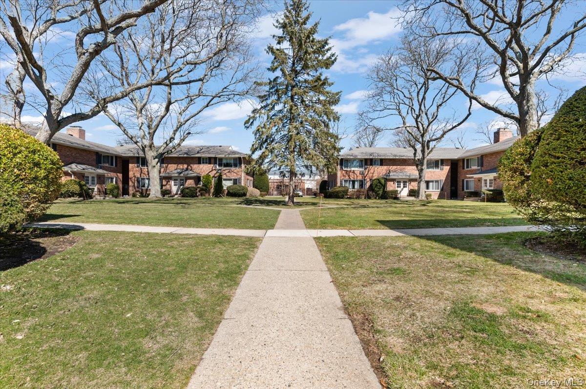 #14 photo, 11 Edmunton Dr, サフォーク郡 North Babylon , NY 11703