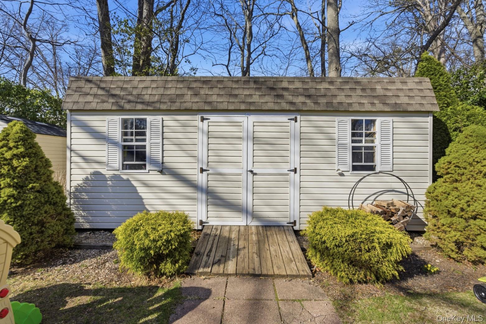 #11 photo, 9 Fox Lane, Саффолк ‖ Shoreham , NY 11786