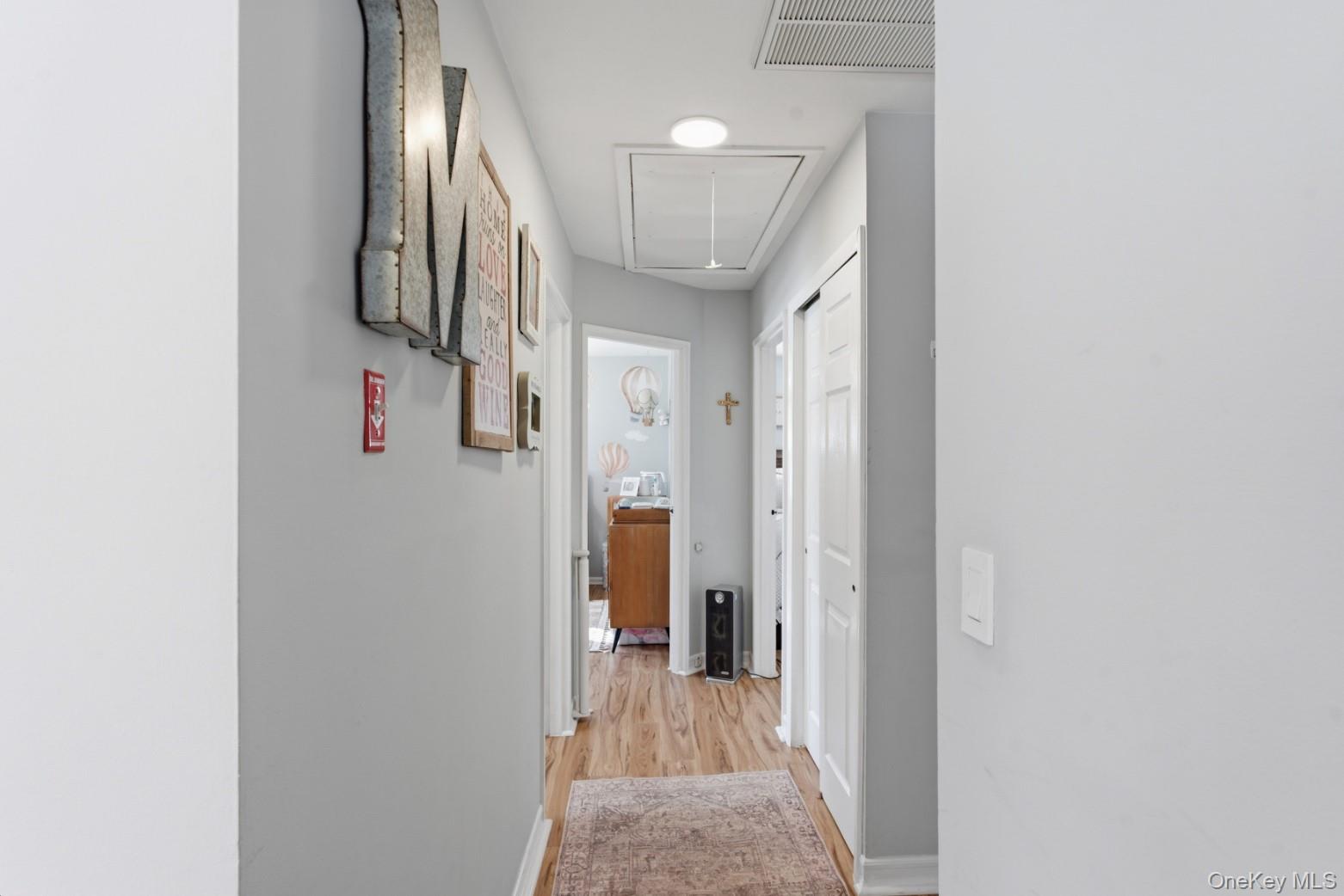 #5 photo, 9 Fox Lane, Саффолк ‖ Shoreham , NY 11786