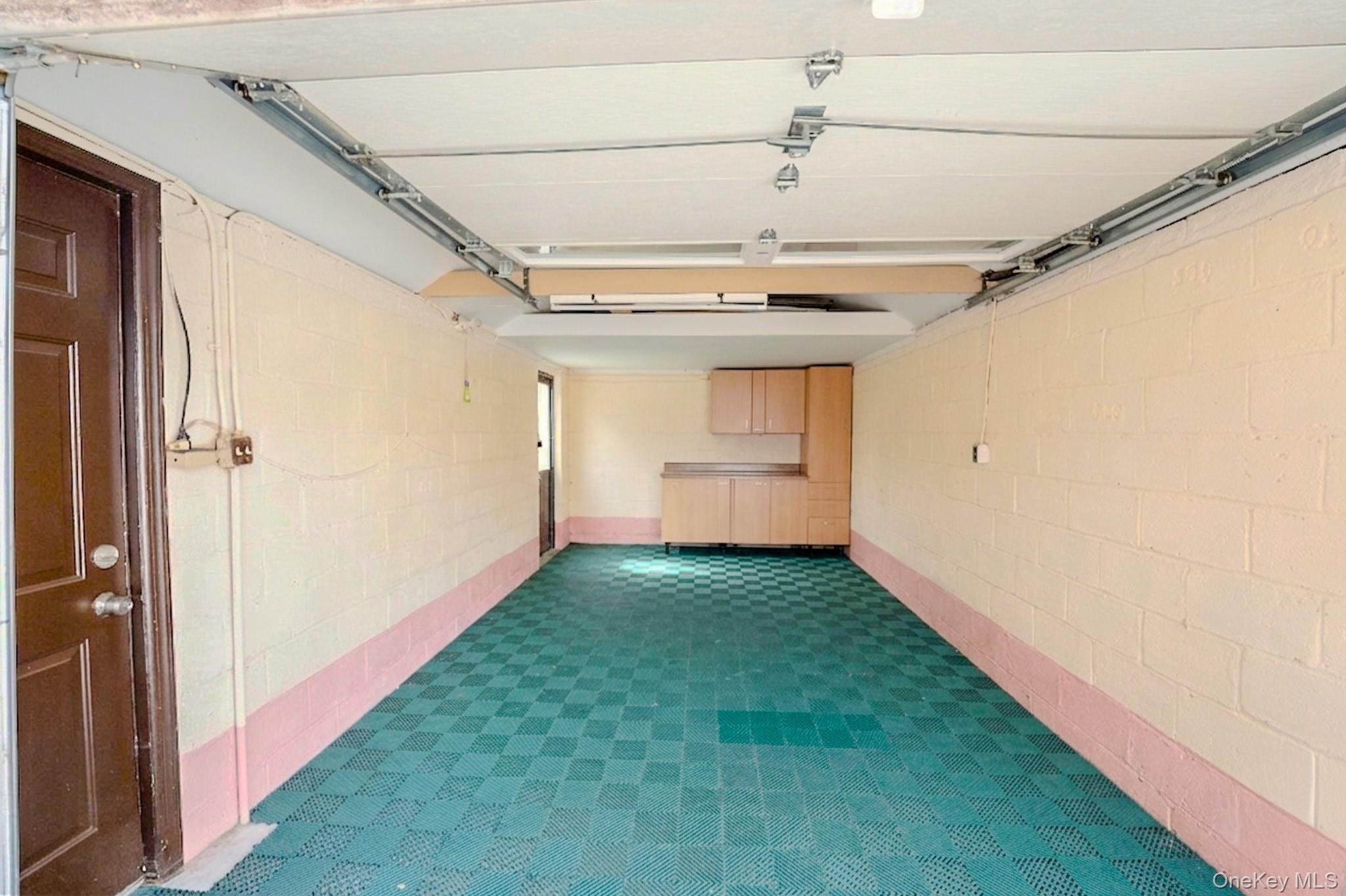 #16 photo, 69-14 179th Street, Fresh Meadows , NY 11365