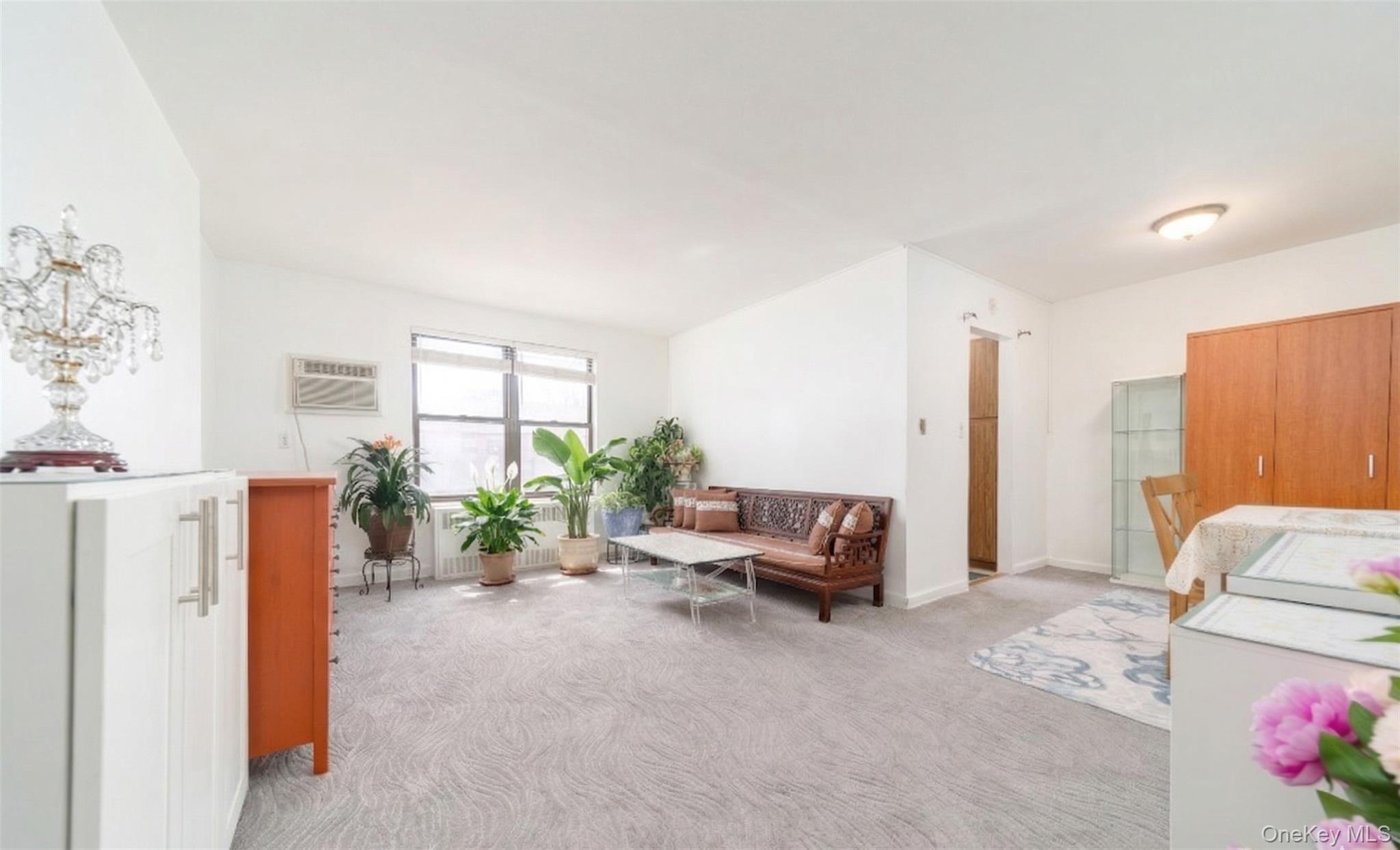 #2 photo, 19637 69th Avenue, クイーンズ区 Fresh Meadows , NY 11365