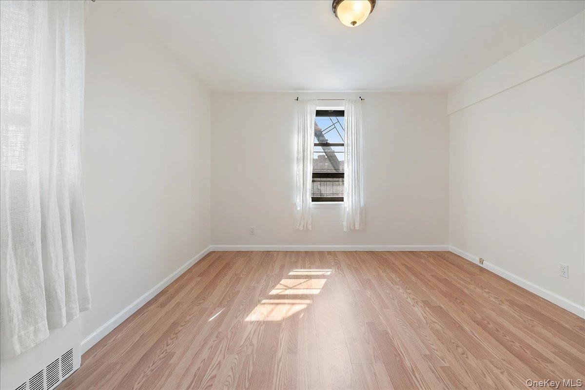 #10 photo, 25-40 Union Street, Flushing , NY 11354