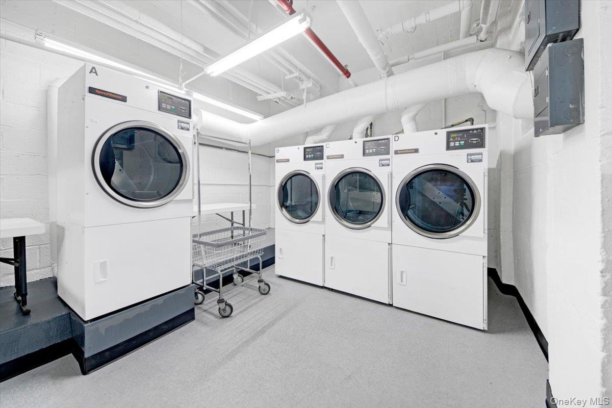 #19 photo, 25-40 Union Street, Flushing , NY 11354