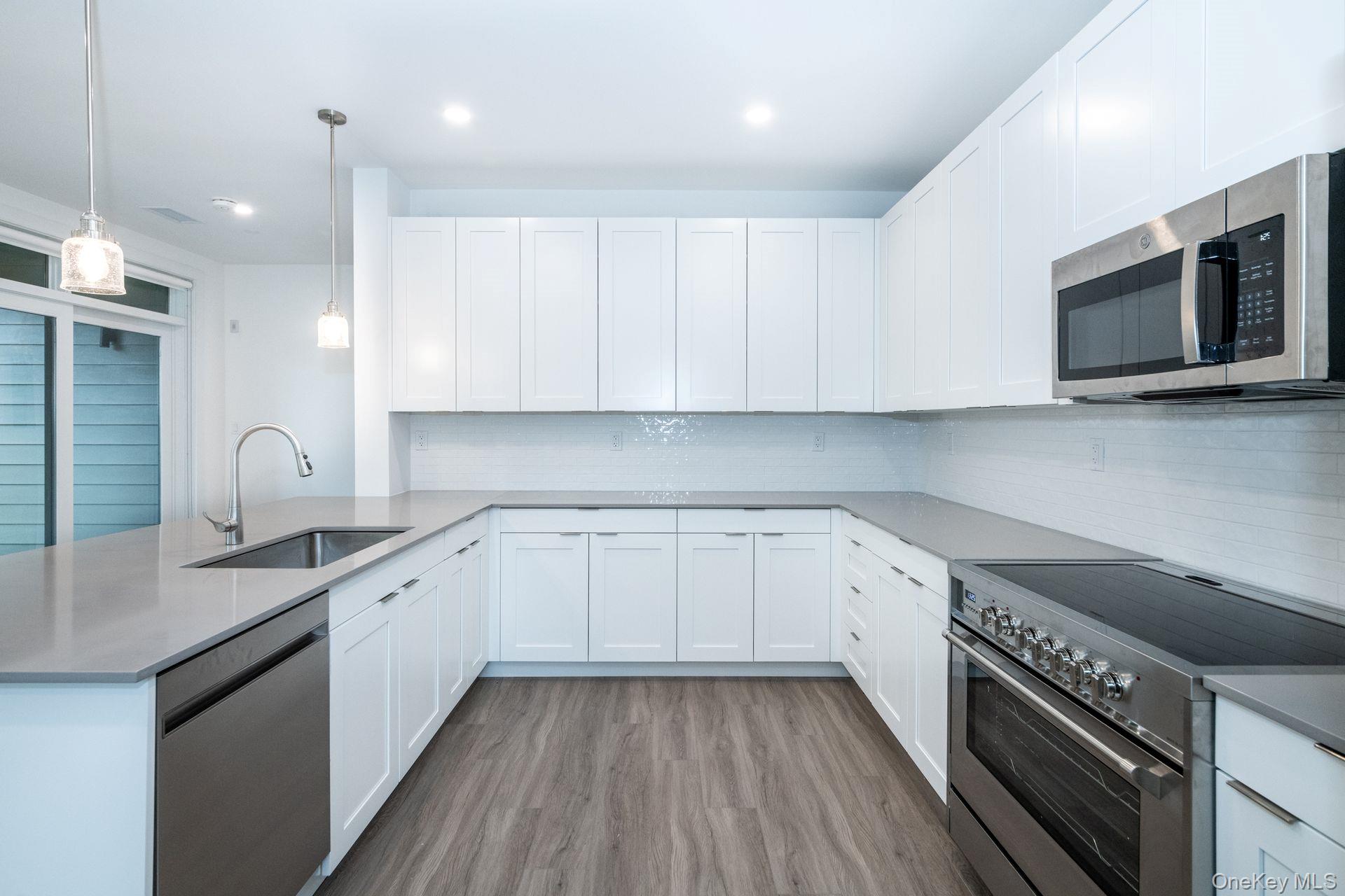 #9 photo, 15 Parkview Avenue, Bronxville , NY 10708