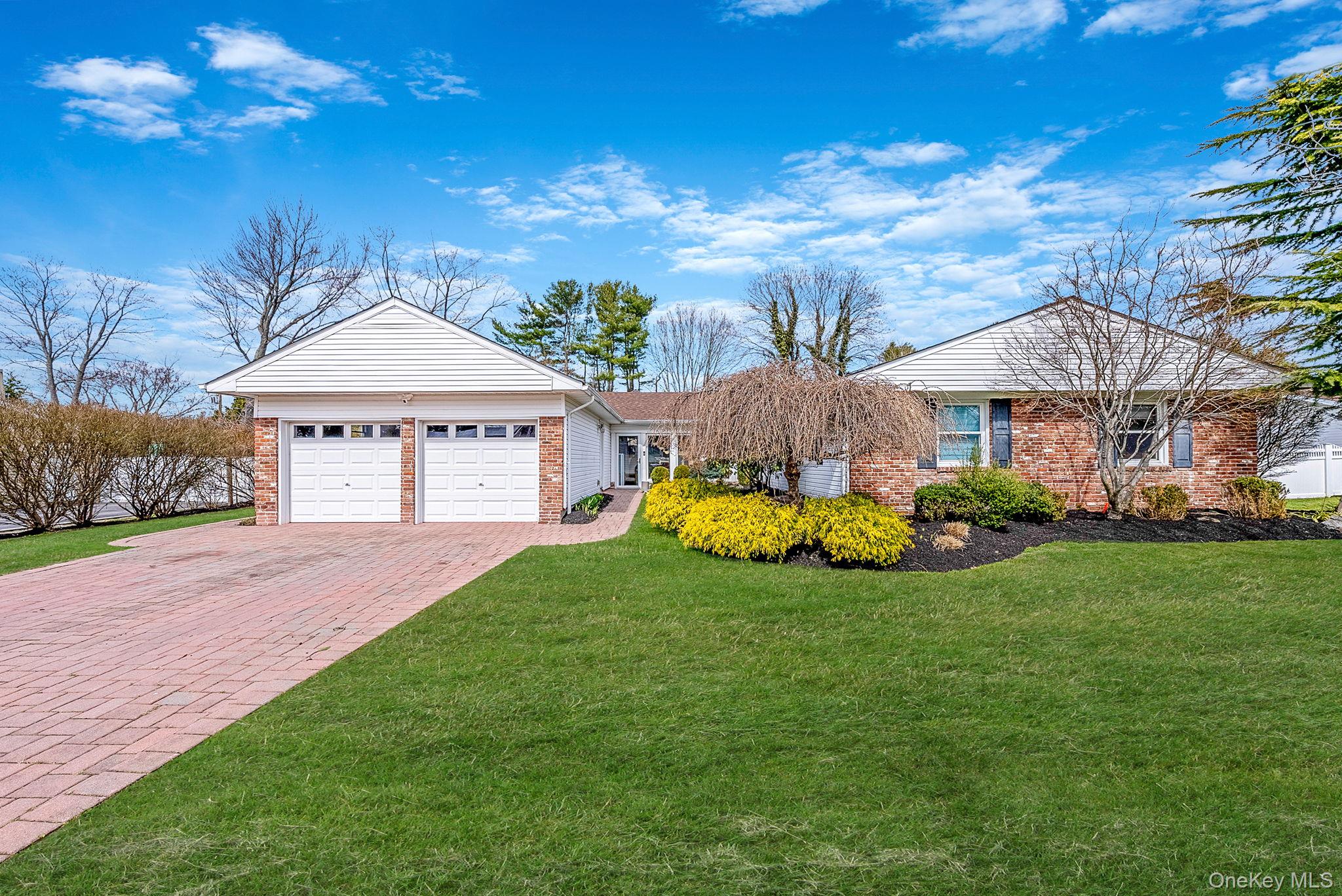 #1 photo, 16 Manchester Lane, Stony Brook , NY 11790