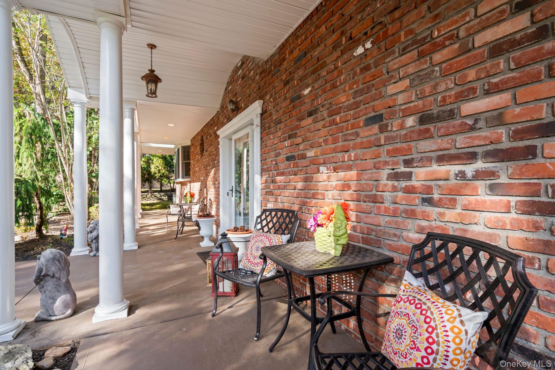 #2 photo, 99 Shirley Court, Smithtown , NY 11787