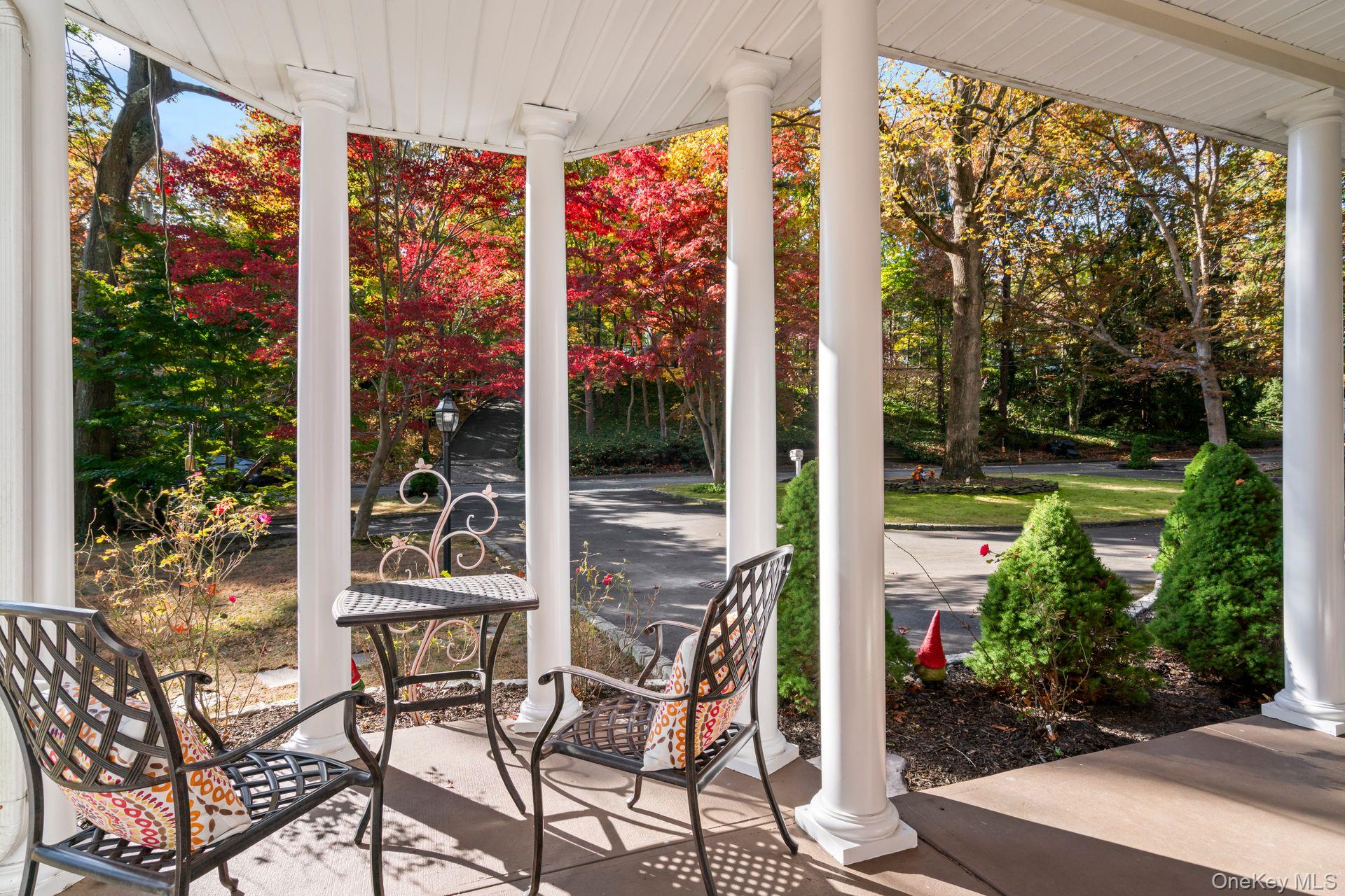 #3 photo, 99 Shirley Court, Smithtown , NY 11787