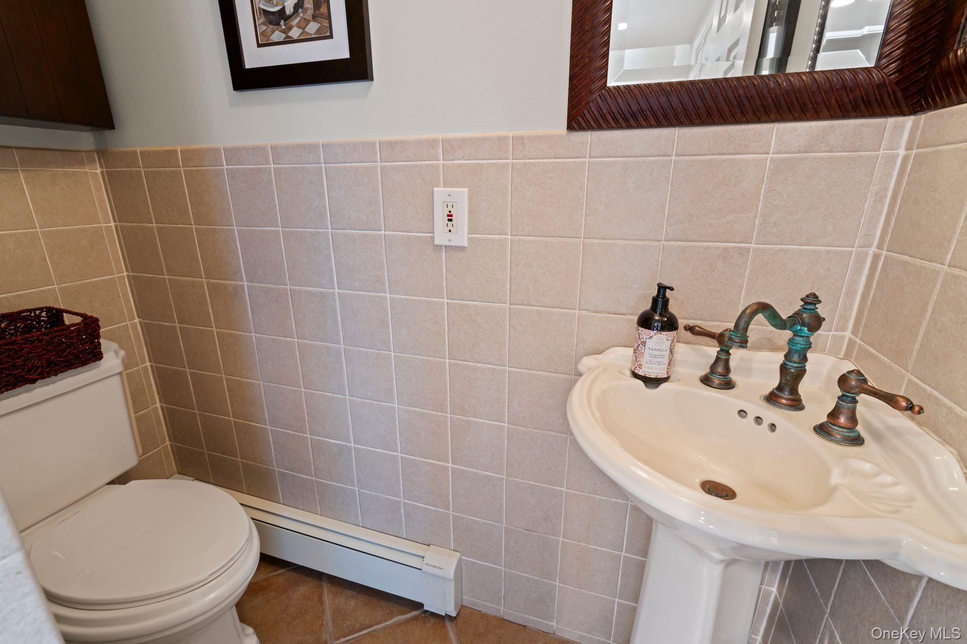 #5 photo, 99 Shirley Court, Smithtown , NY 11787