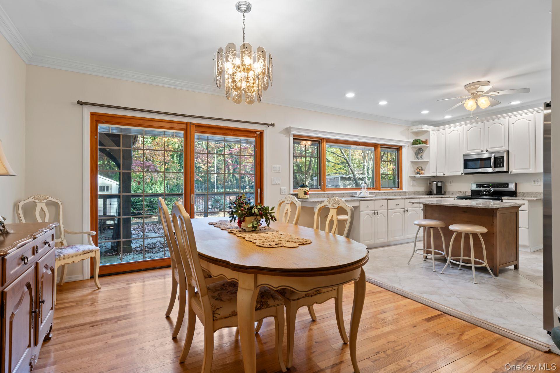 #8 photo, 99 Shirley Court, Smithtown , NY 11787