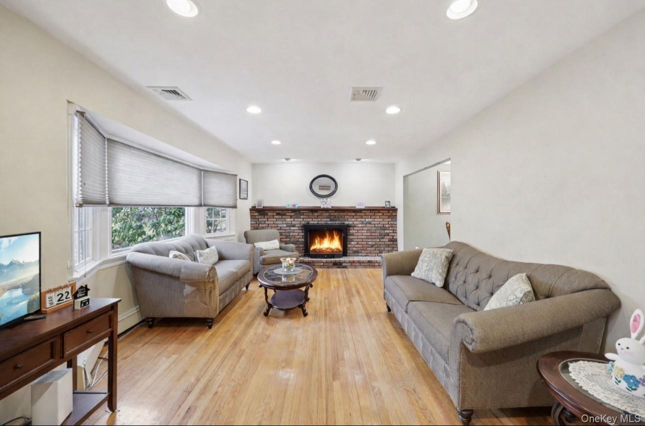 #5 photo, 118 Norton Drive, East Northport , NY 11731