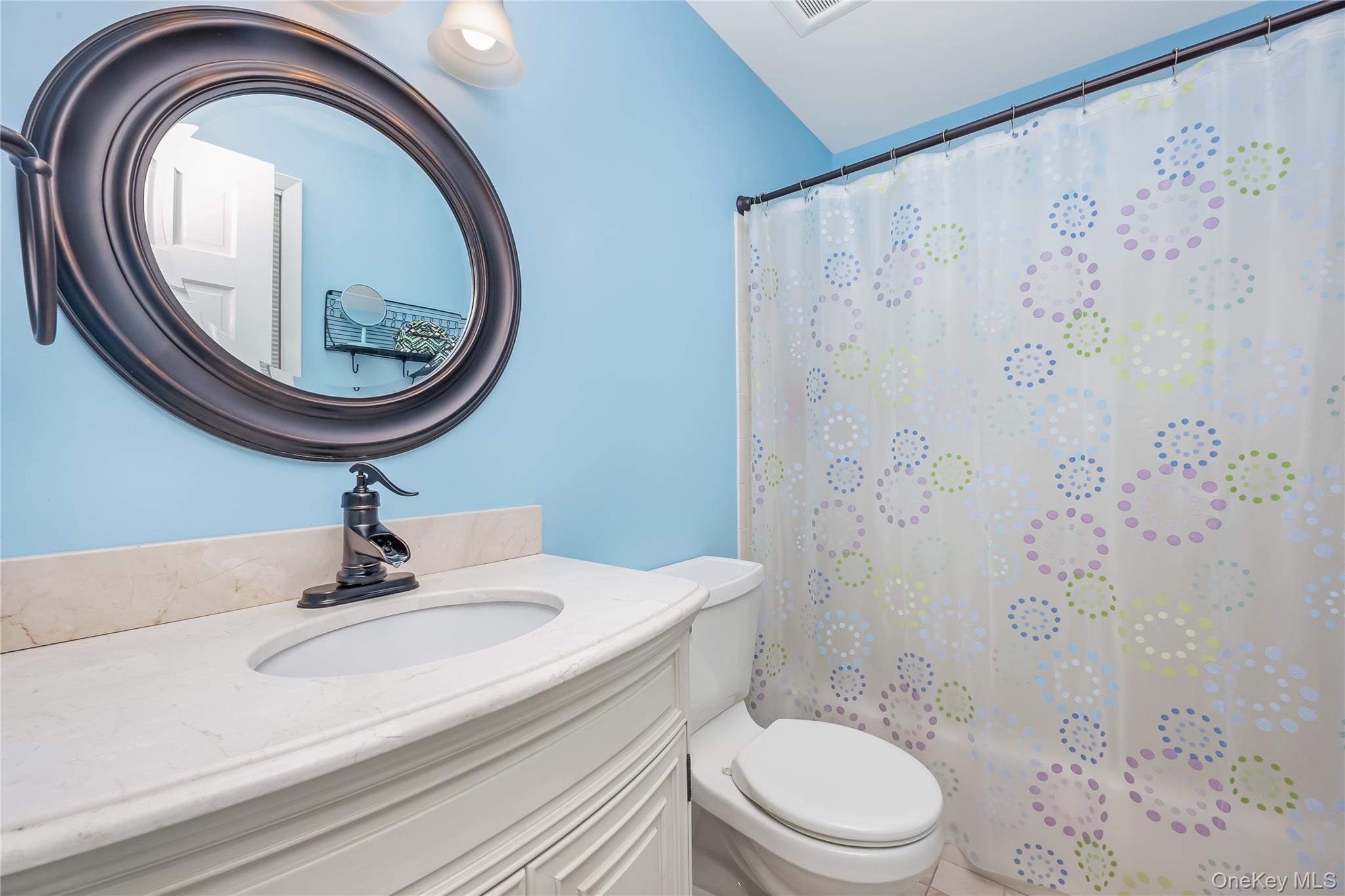 #20 photo, 17 Jeremy Circle, Саффолк ‖ Nesconset , NY 11767